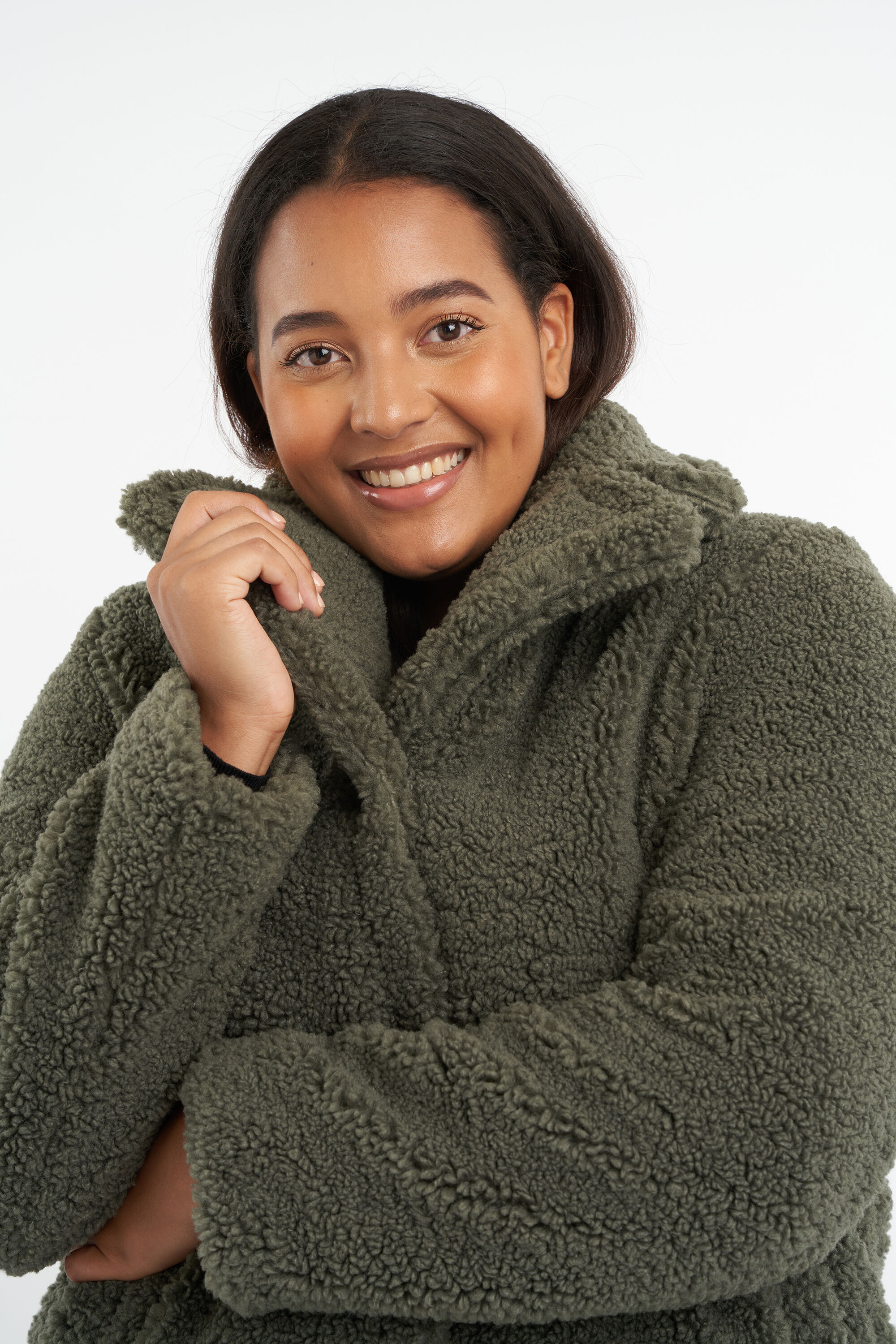 Veste en peluche douce image number 6