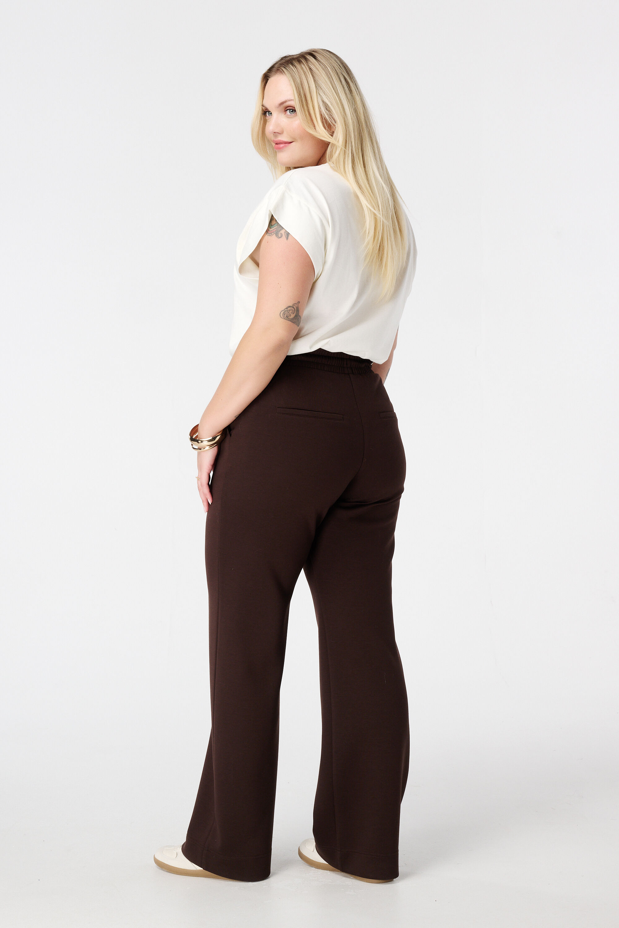 Pantalon avec coutures en panneaux image number 3