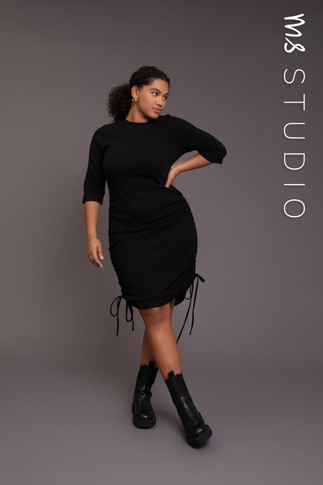 Robe pull  image number 0