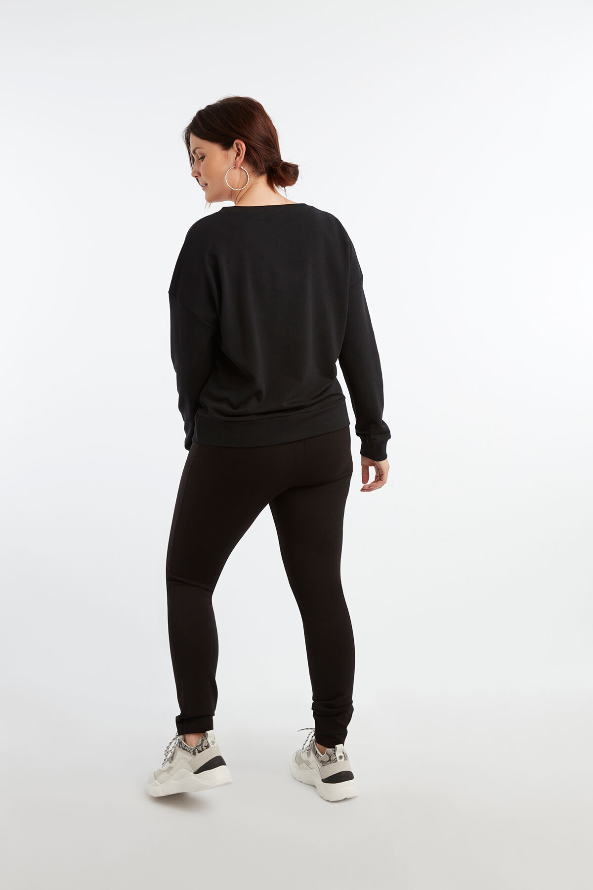 Pull  image number 5