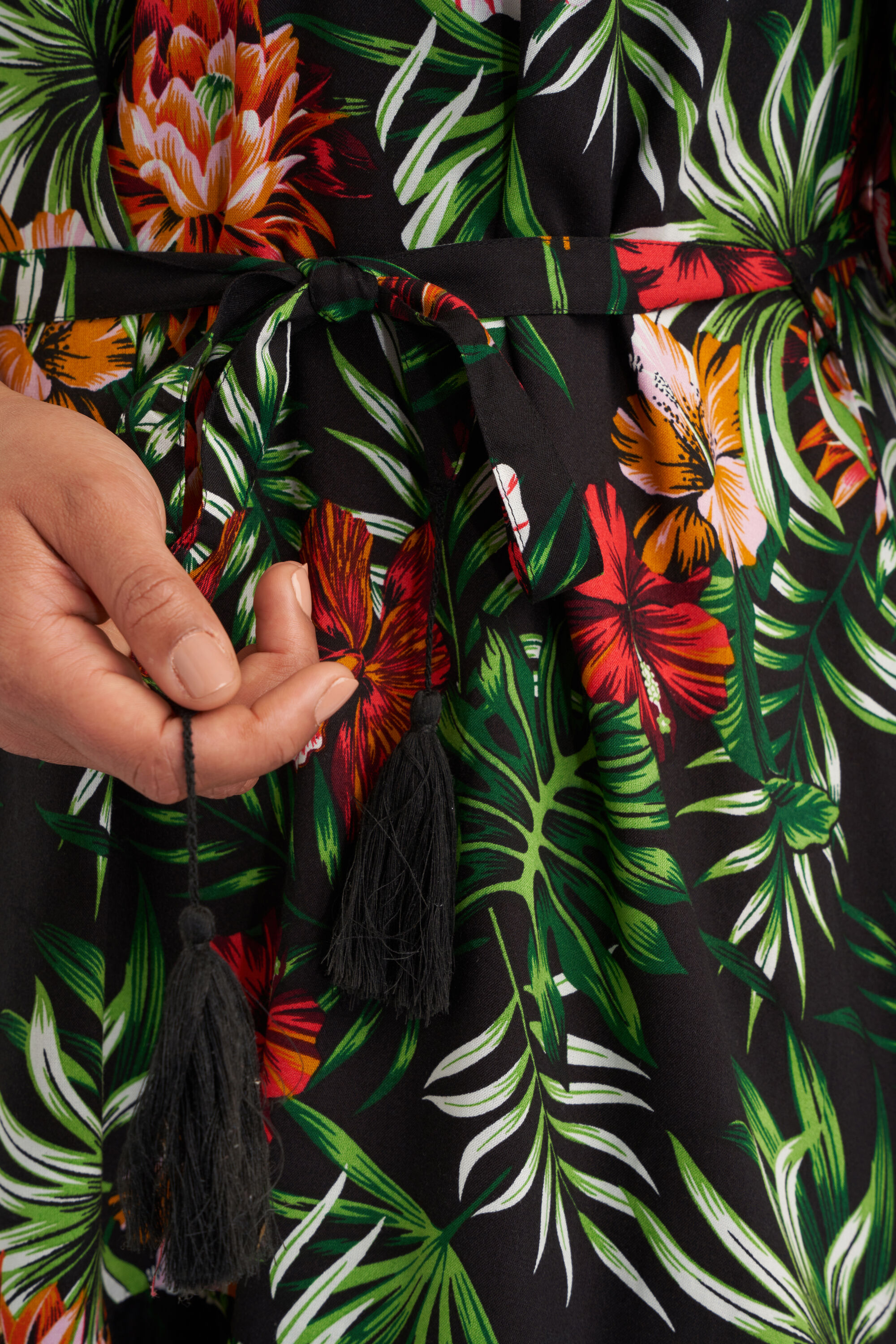 Robe imprim&eacute;e &agrave; &eacute;paules d&eacute;nud&eacute;es image number 6