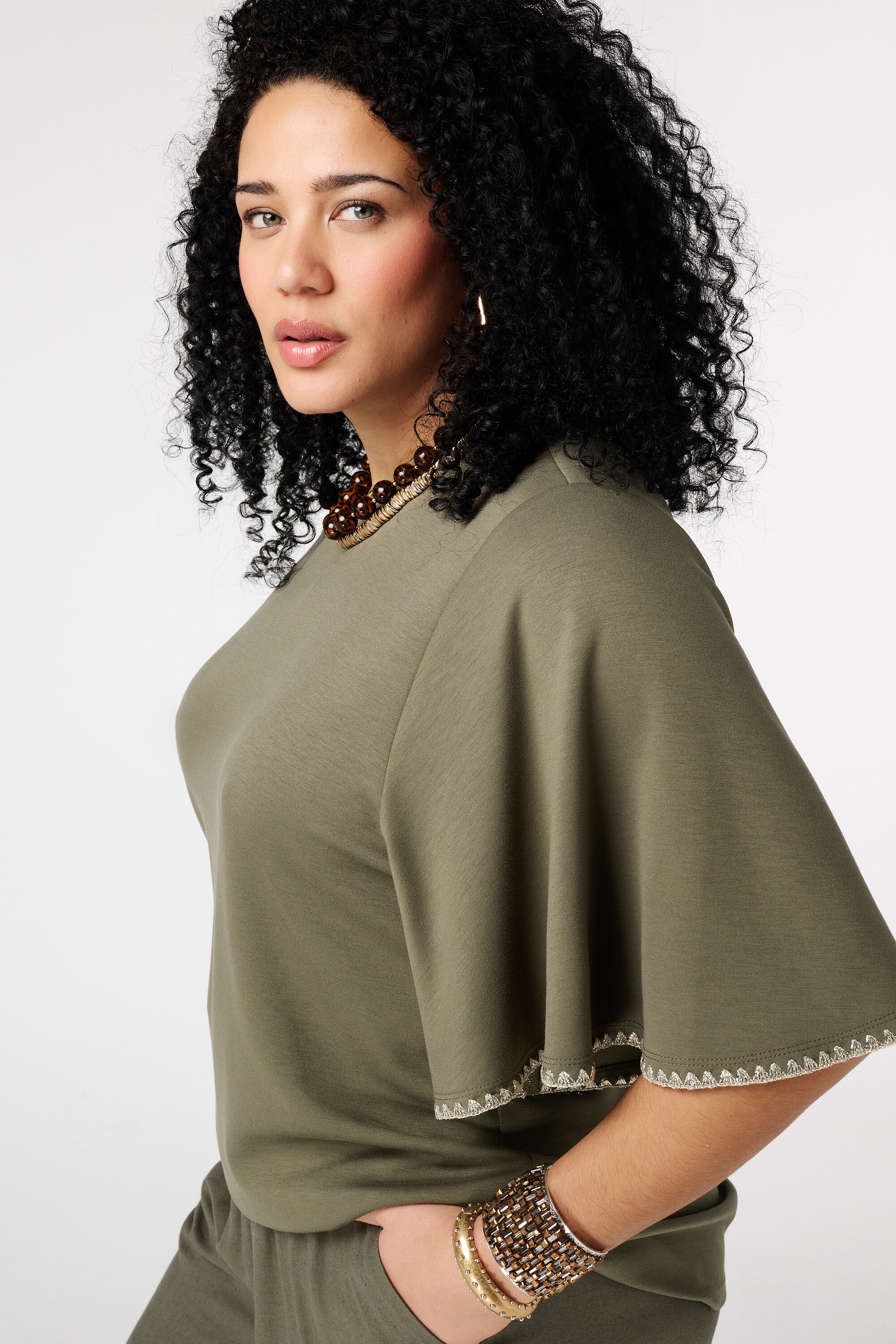 T-shirt &agrave; manches papillon image number 4