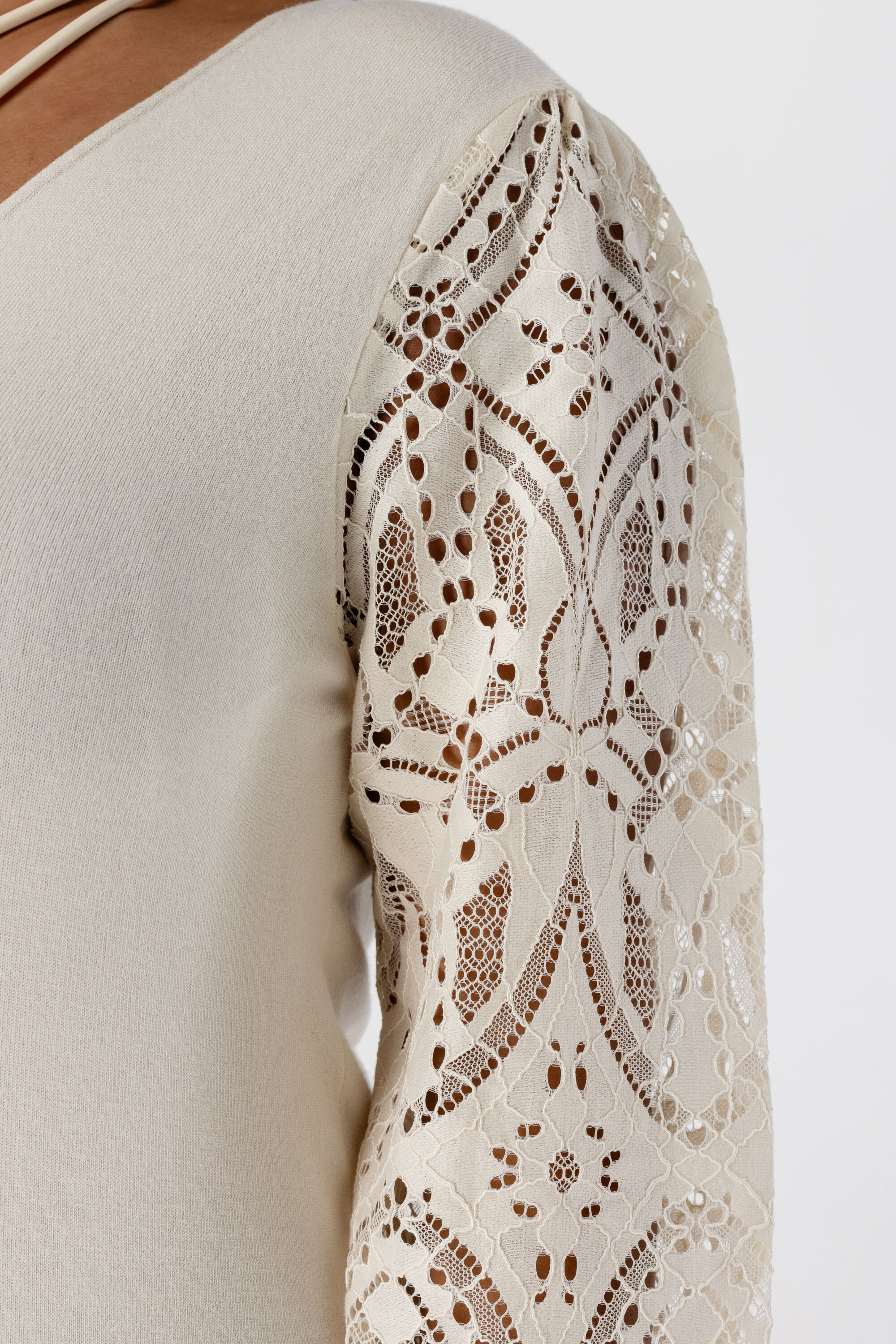 Top avec manches en dentelle image number 4