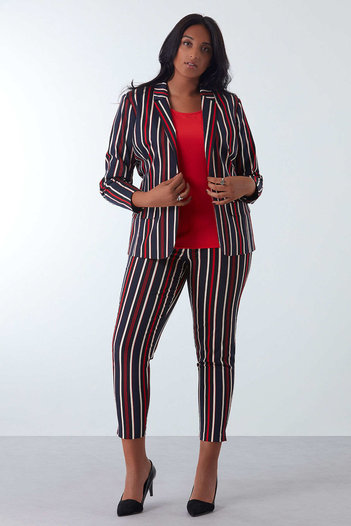 Pantalon ray&eacute; image number 6