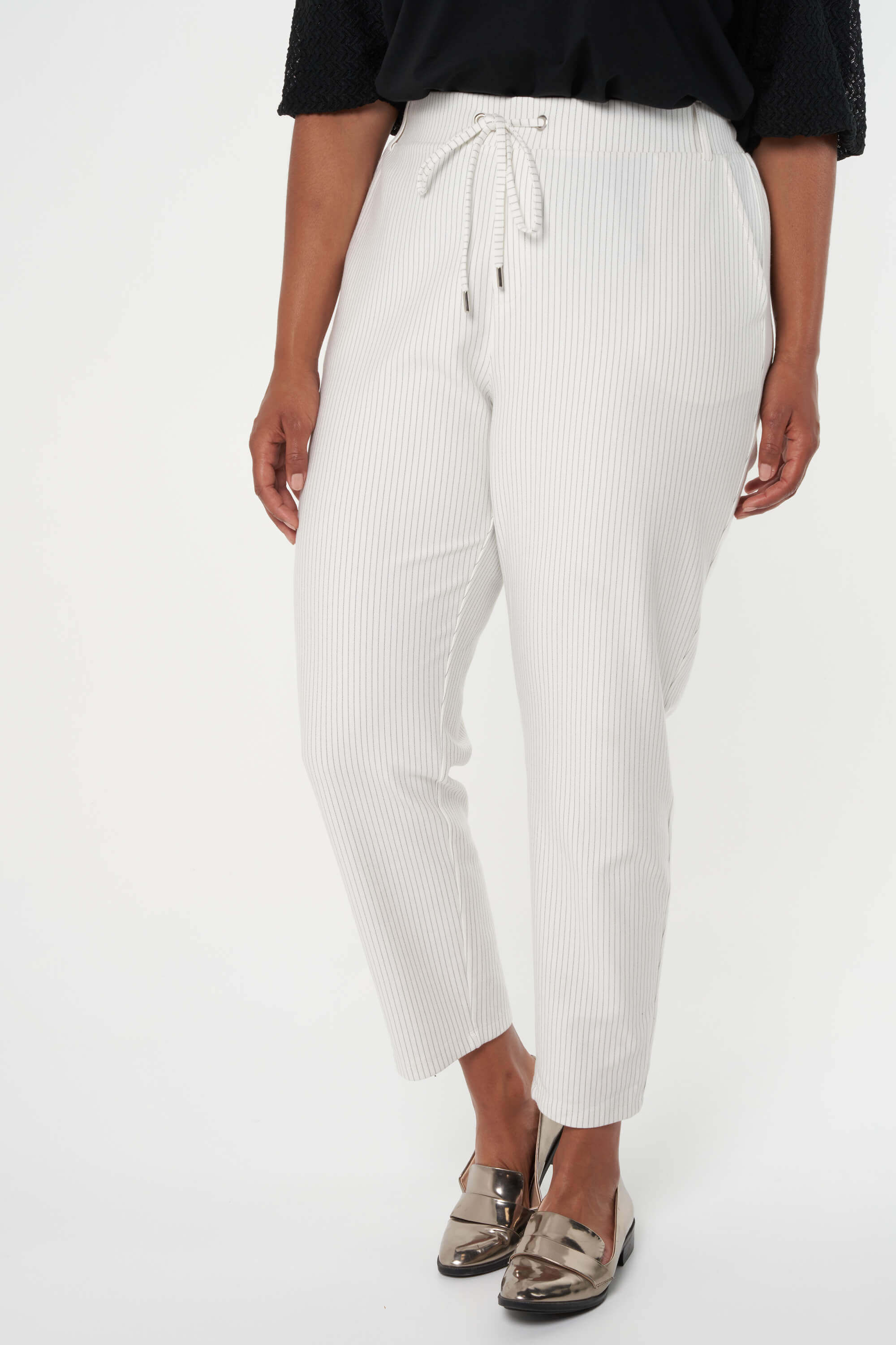 Pantalon &agrave; rayures image number 5