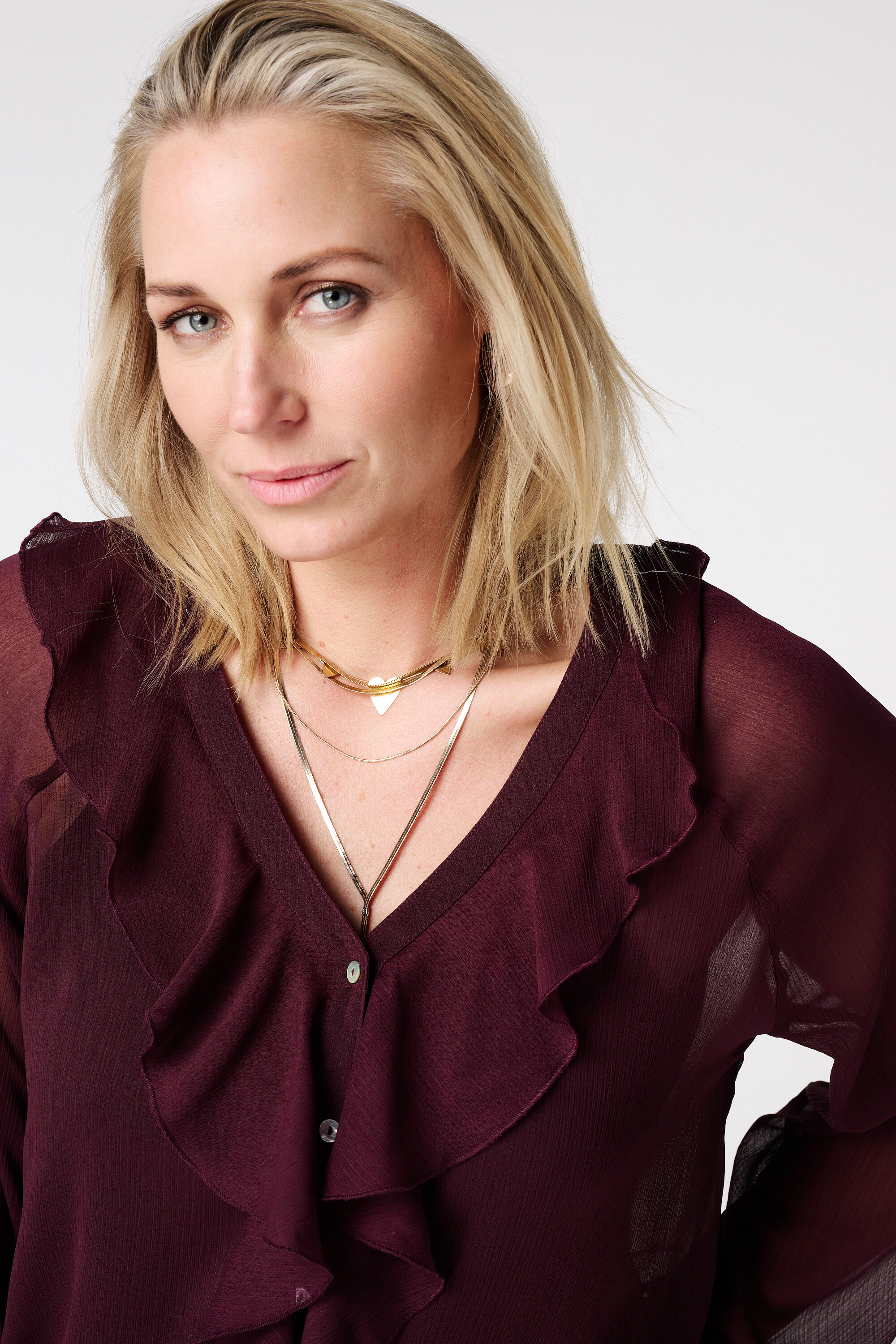 Blouse transparente avec volants et dentelle image number 4