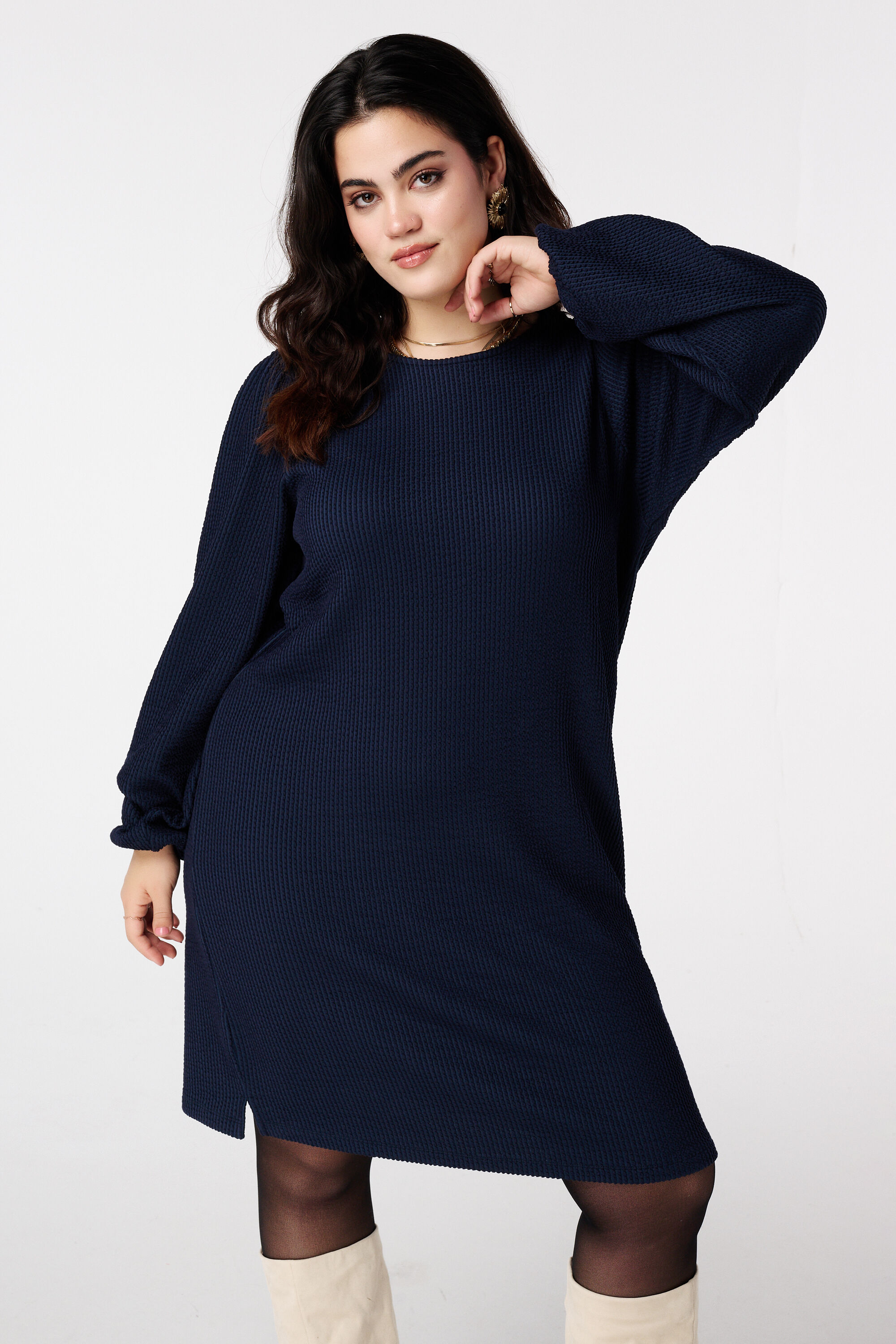 Robe droite &agrave; manches bouffantes image number 5