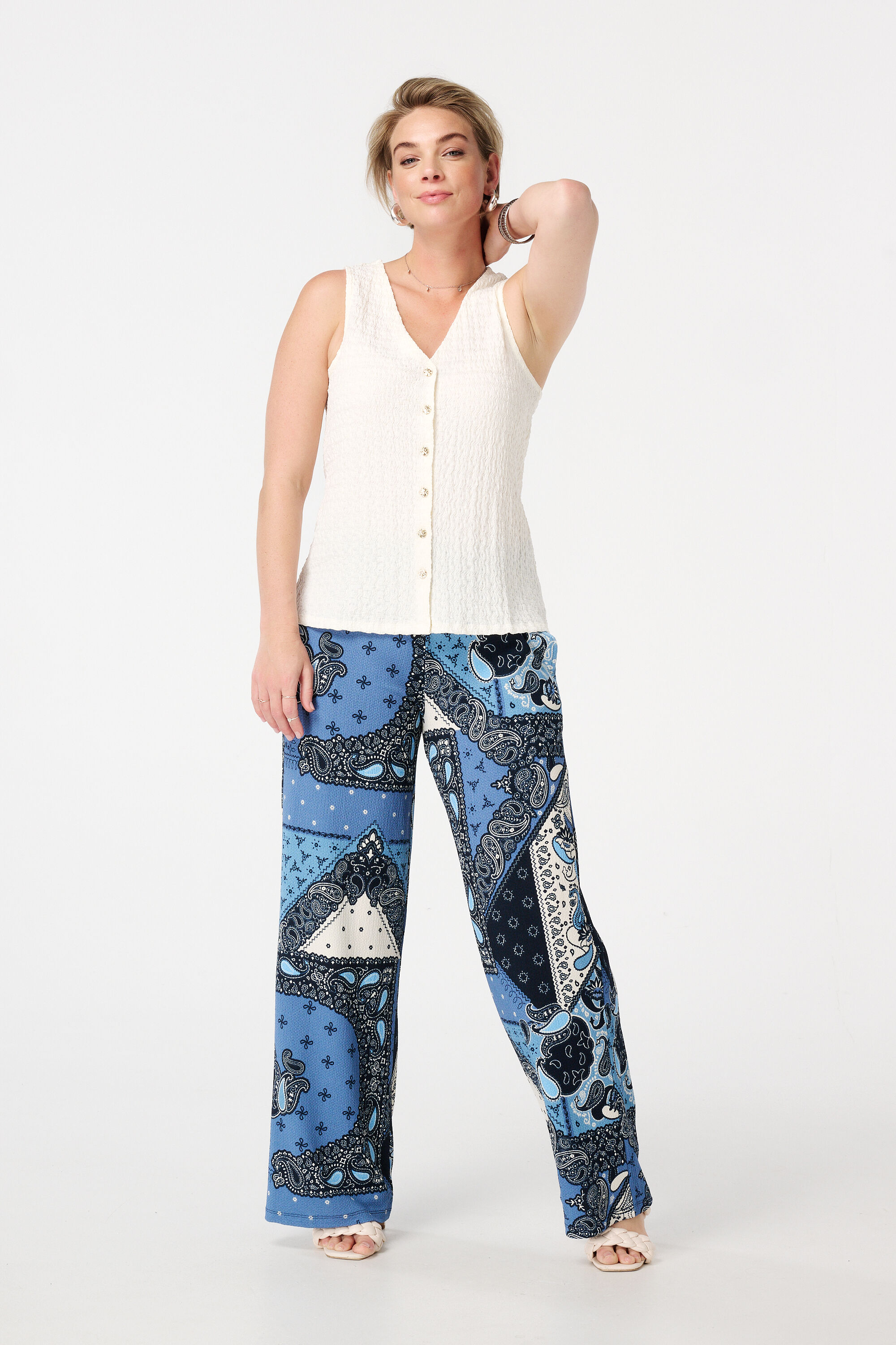 Gilet sans manches extensible image number 5