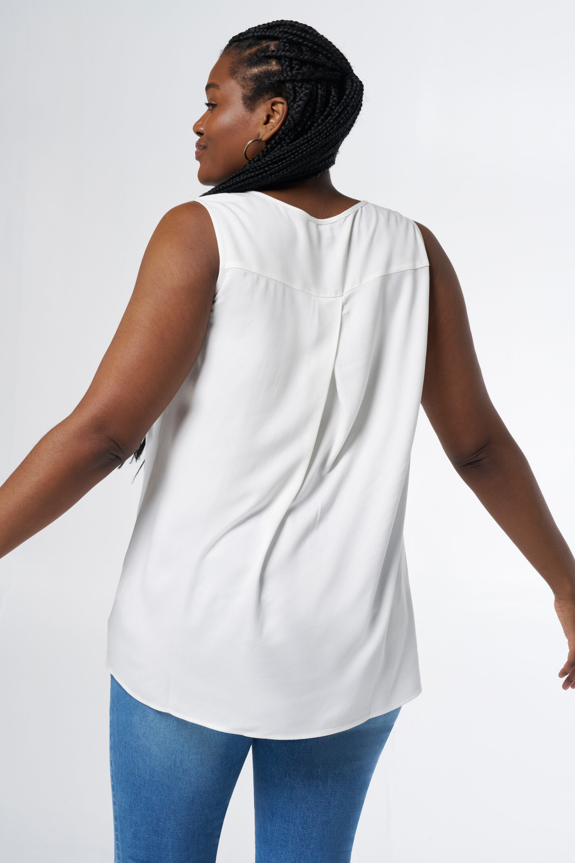 Chemisier sans manches &agrave; col en V image number 3