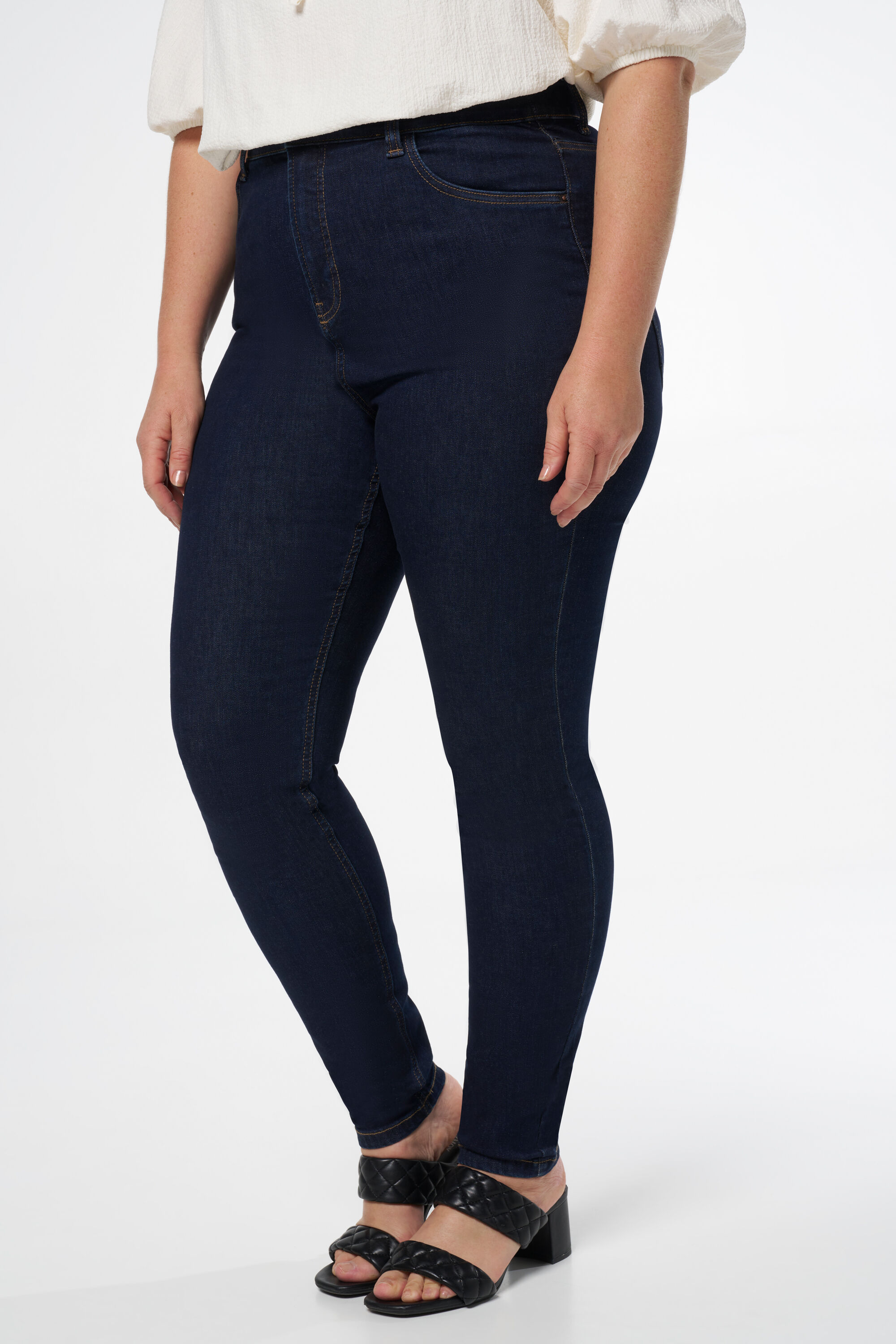 Jean skinny &agrave; taille haute CHERRY image number 5