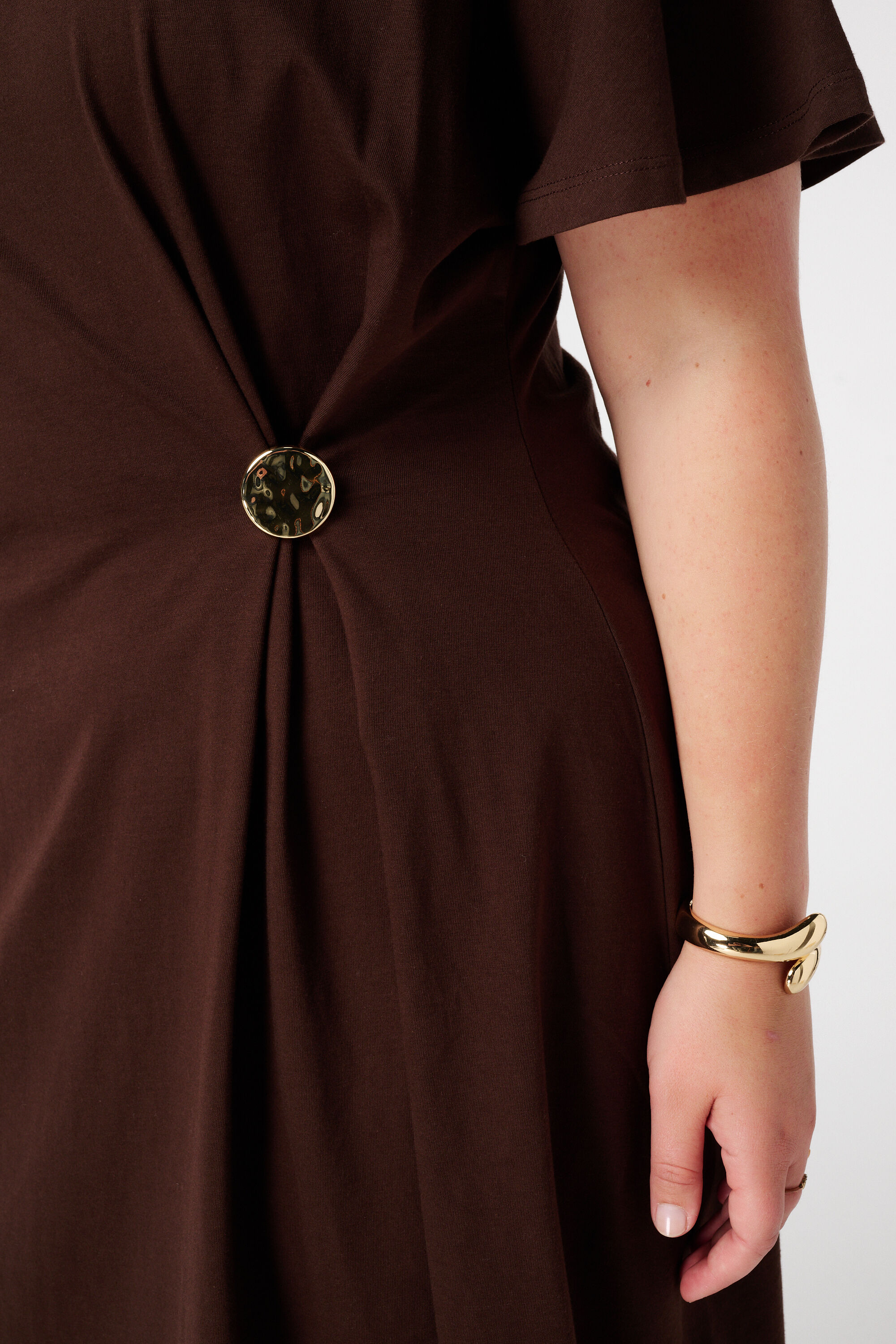 Robe avec d&eacute;tail torsad&eacute; image number 6