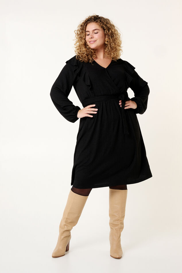 Robe avec volants.  image number 0