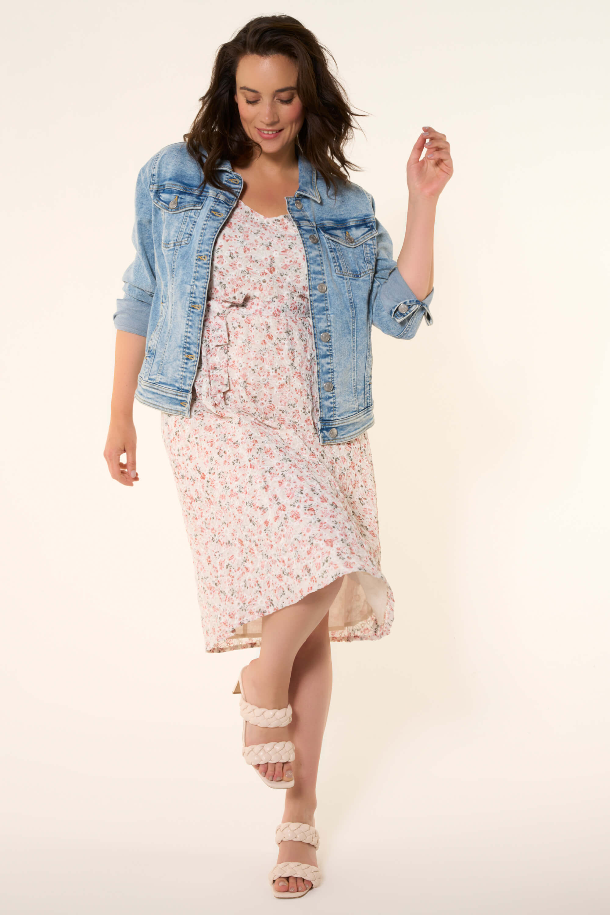 veste en jean image number 5