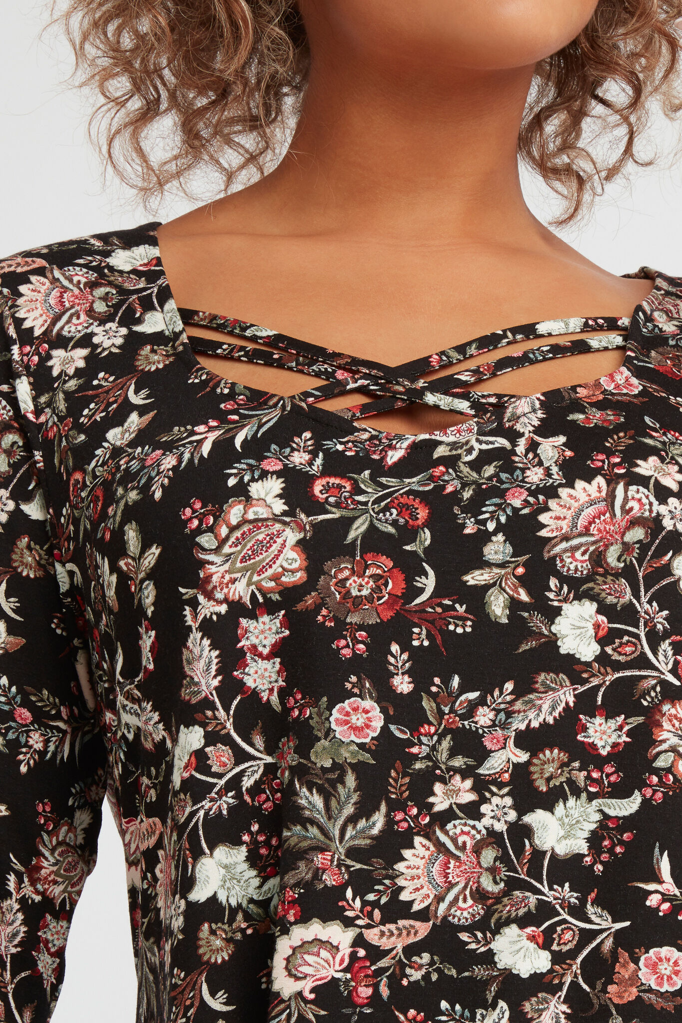 Tunique avec lani&egrave;res crois&eacute;es image number 5