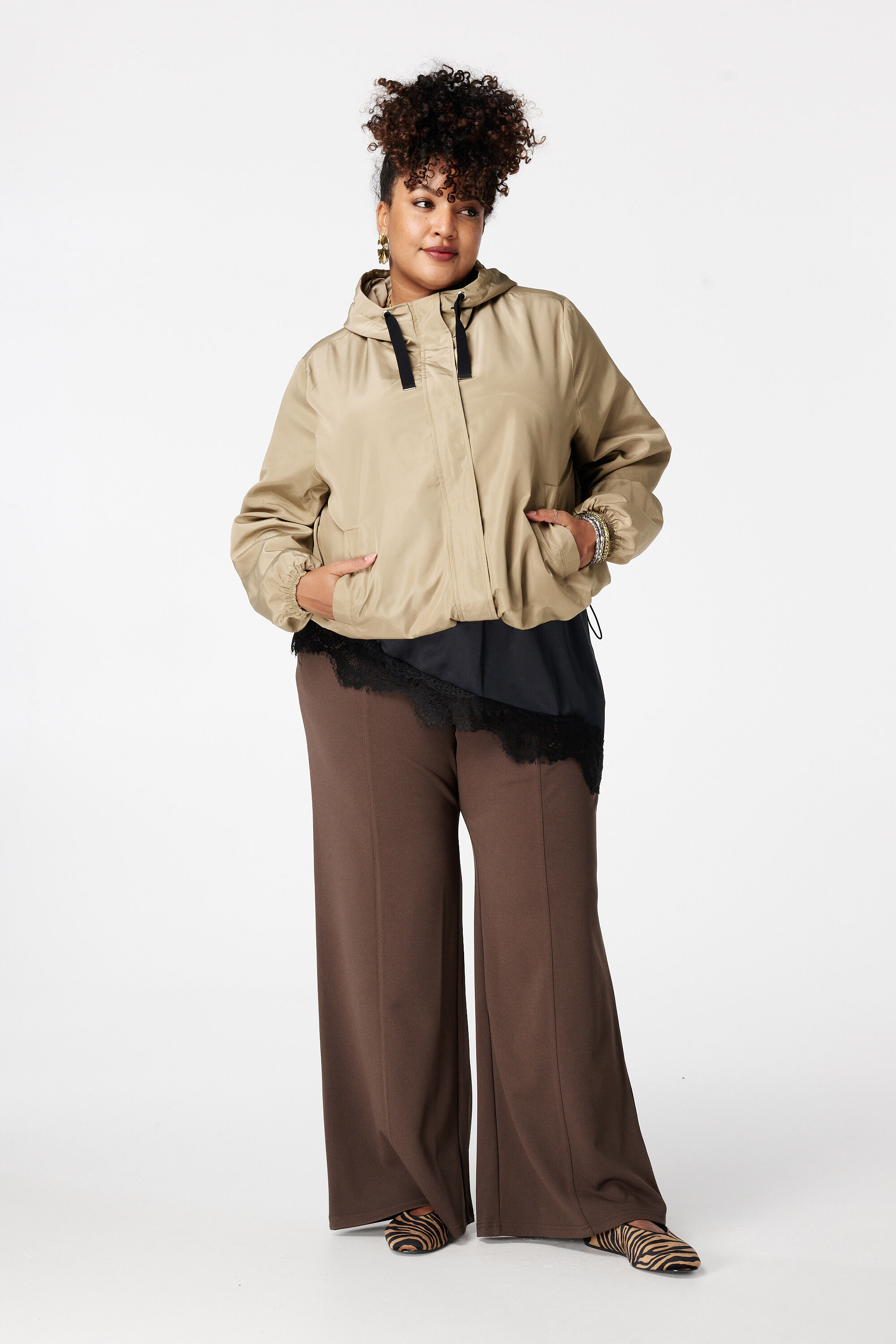 Veste &agrave; capuche image number 5