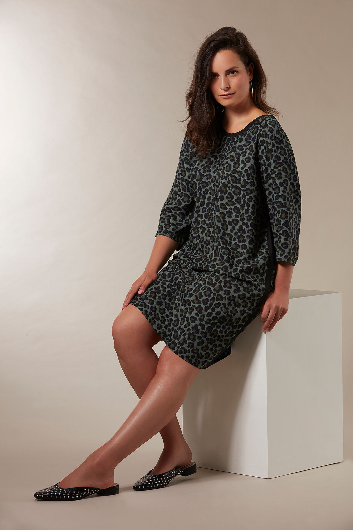 Robe &agrave; imprim&eacute; l&eacute;opard et rayure sport image number 3