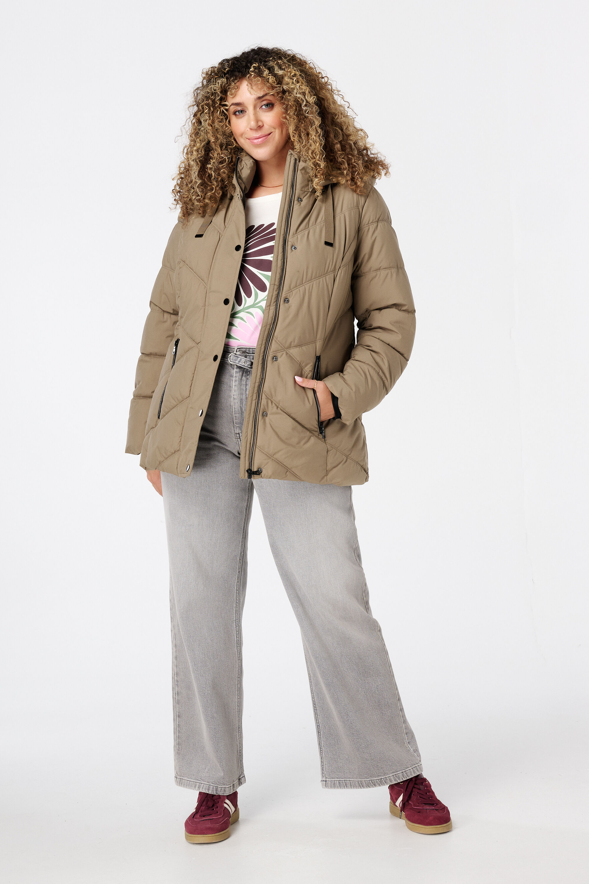 Veste matelass&eacute;e &agrave; capuche image number 5