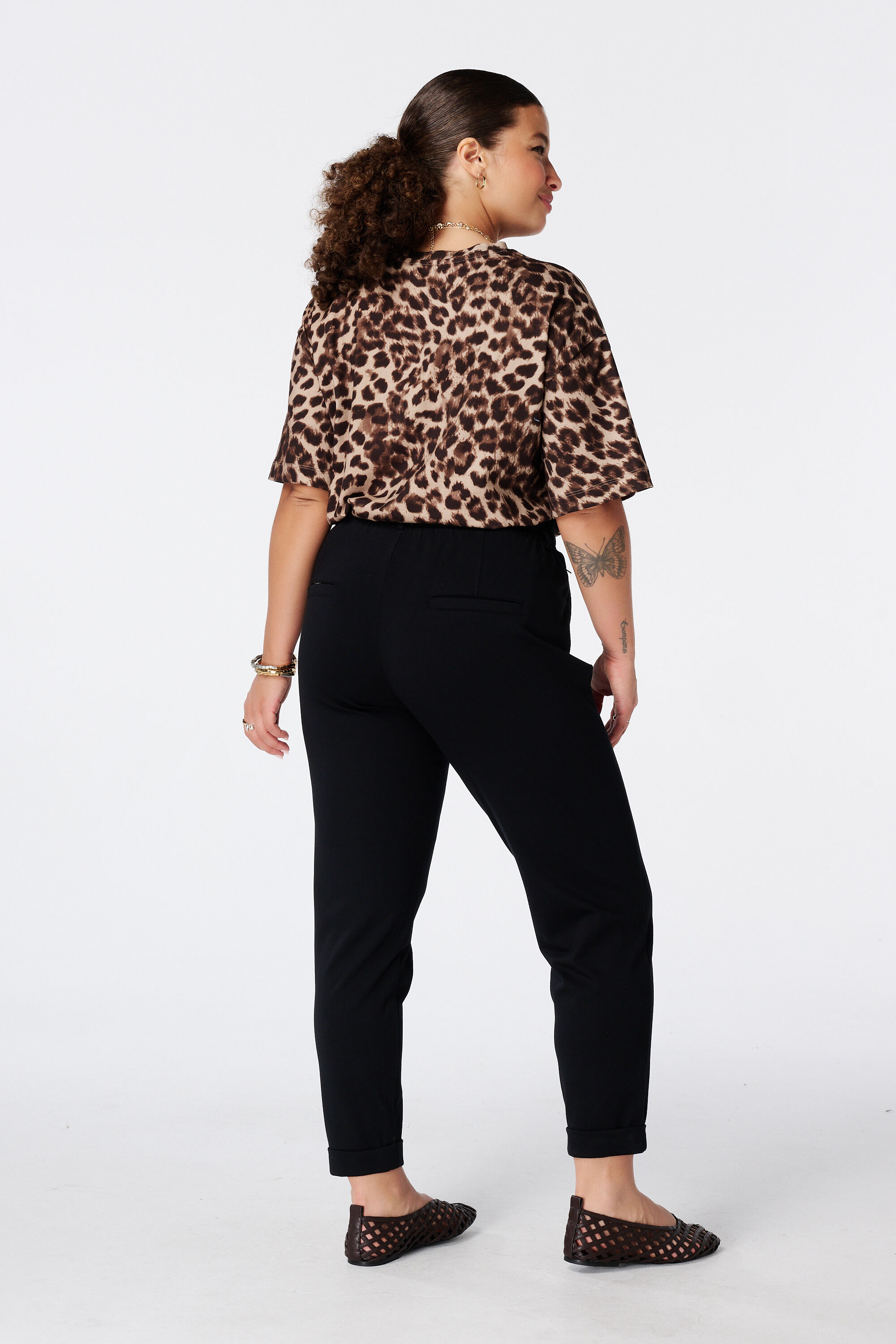 Pantalon fusel&eacute; &agrave; taille &eacute;lastique image number 3