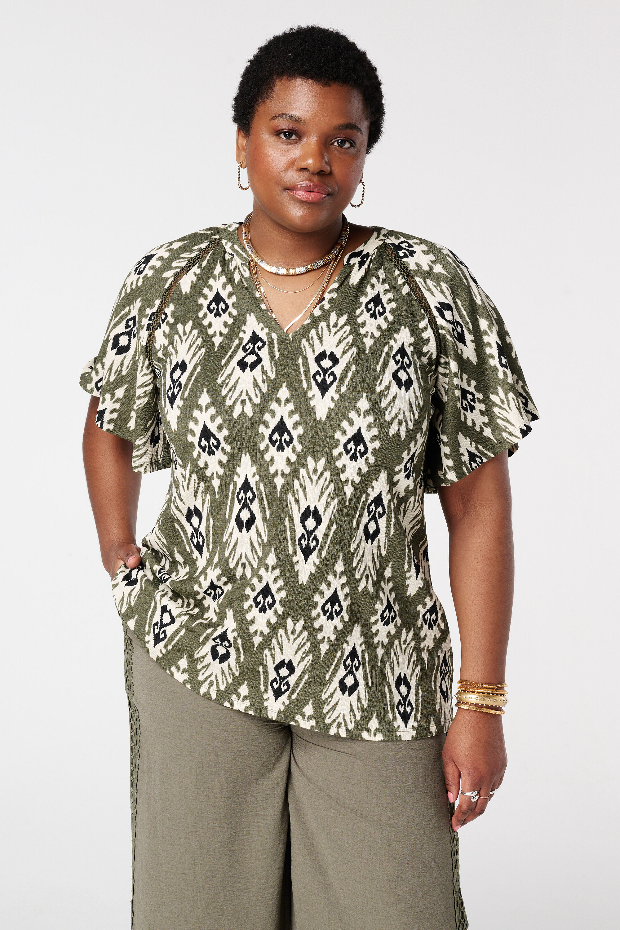 Top &agrave; manches papillon image number 0