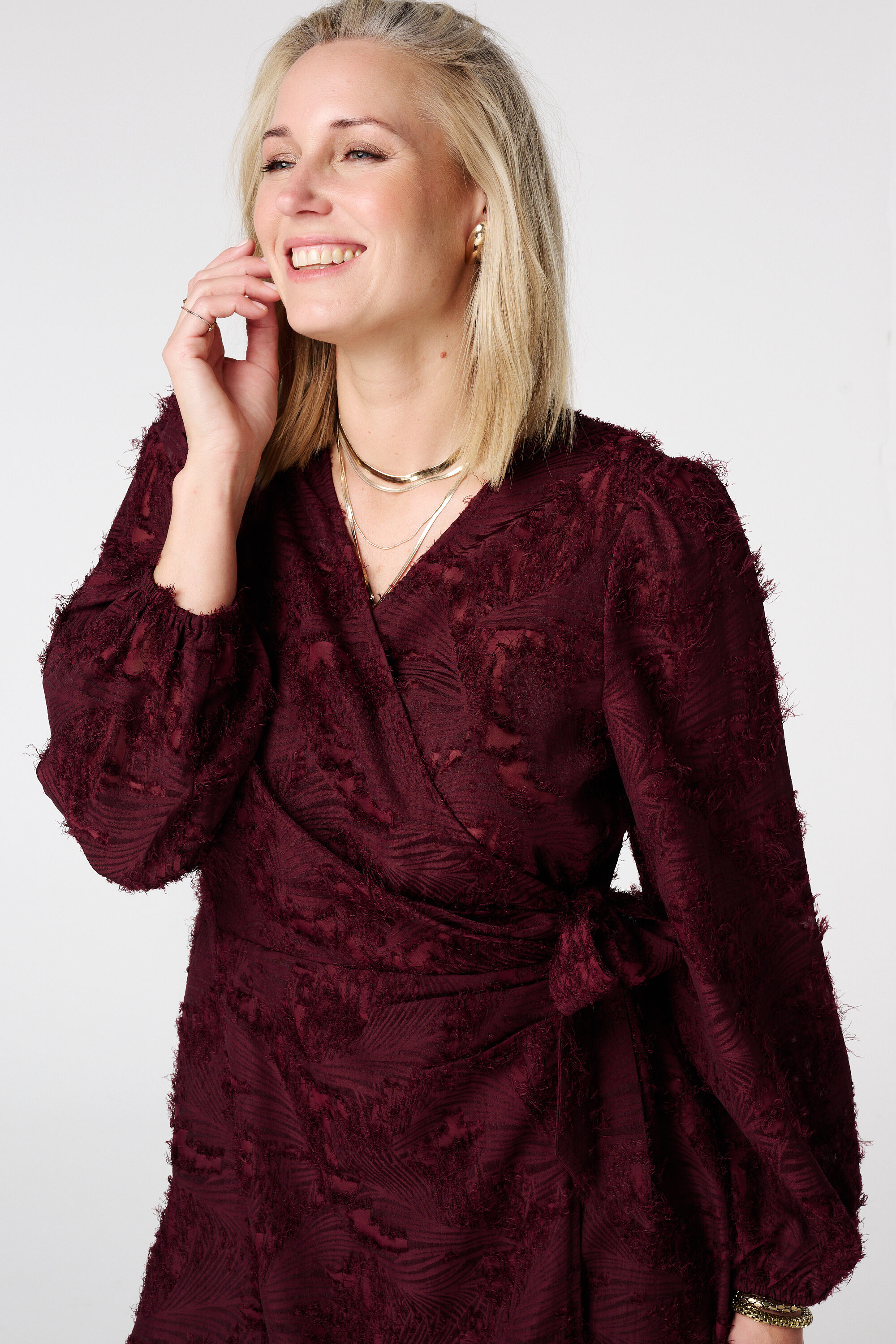 Robe &agrave; effet portefeuille et dentelle structur&eacute;e image number 4