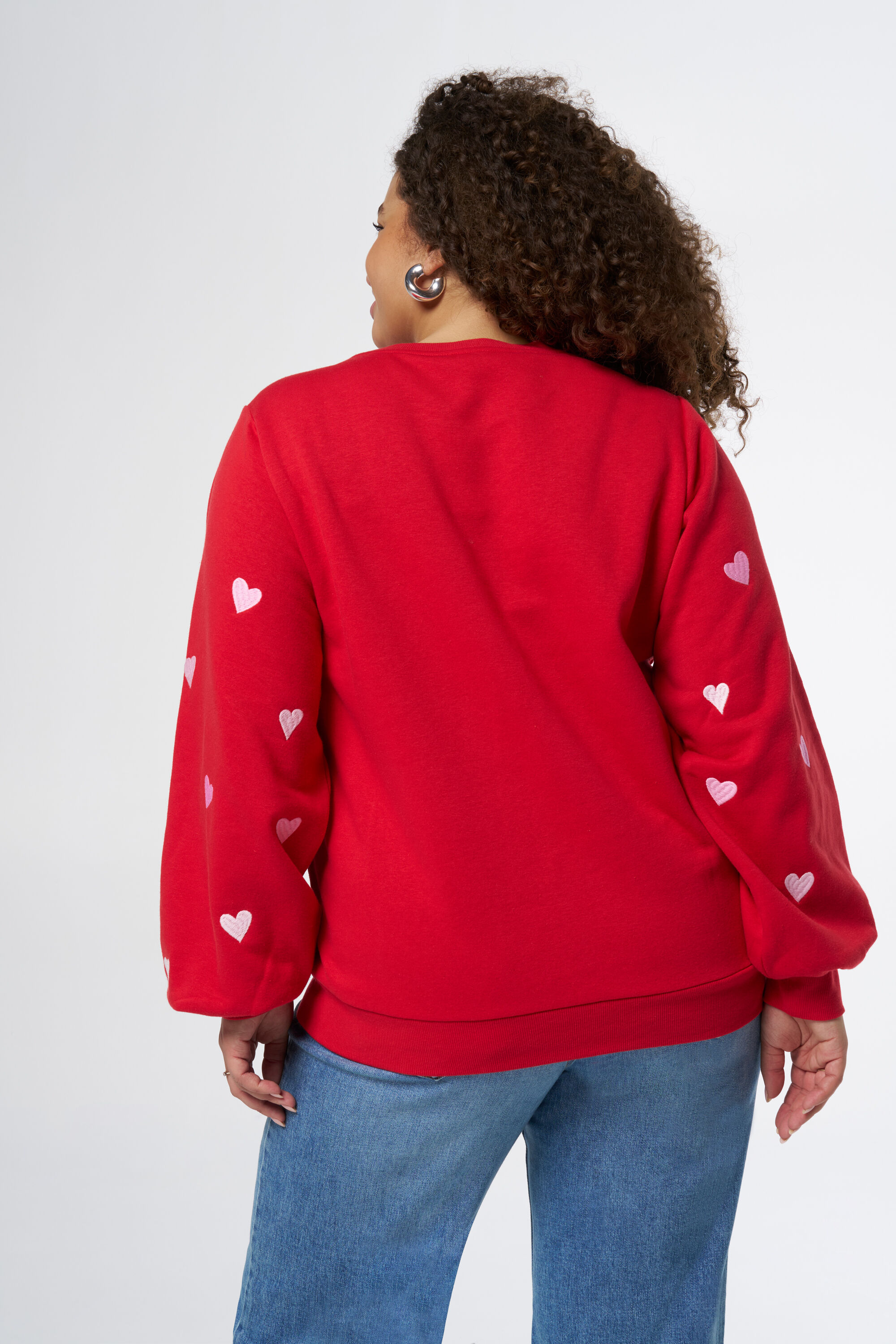 Pull avec motif en forme de c&oelig;ur image number 3