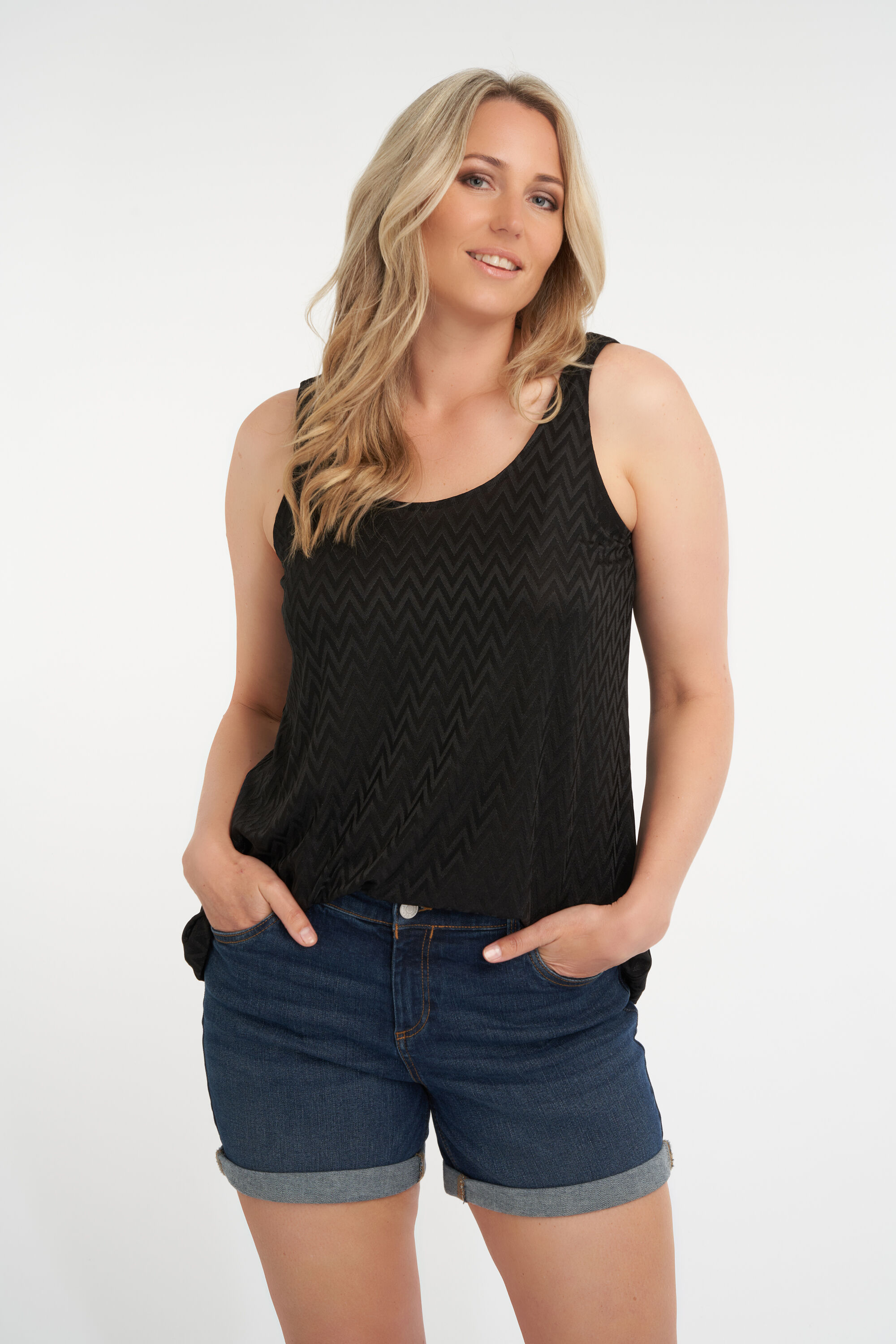 Haut sans manches et &agrave; imprim&eacute;