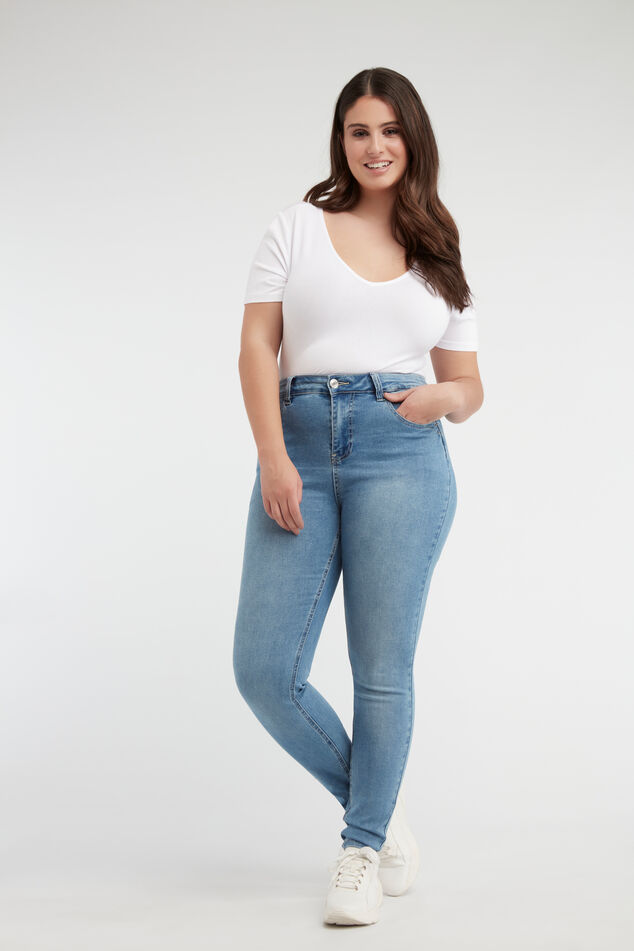 Skinny leg high waist CHERRY jeans image number 0