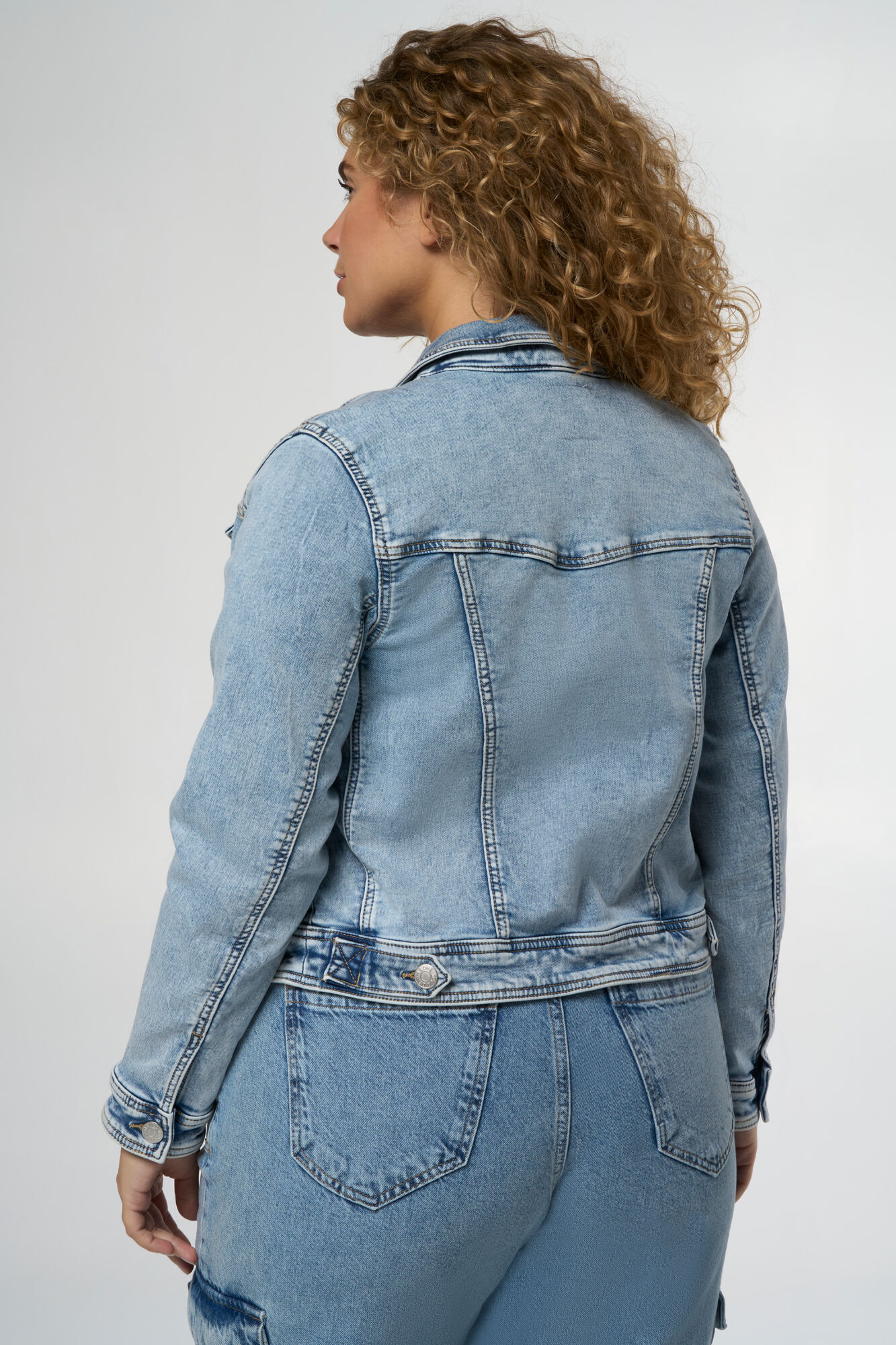 Veste en jean stretch image number 3