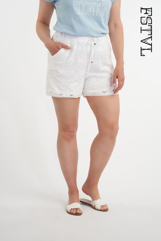 Short en dentelle image number 0