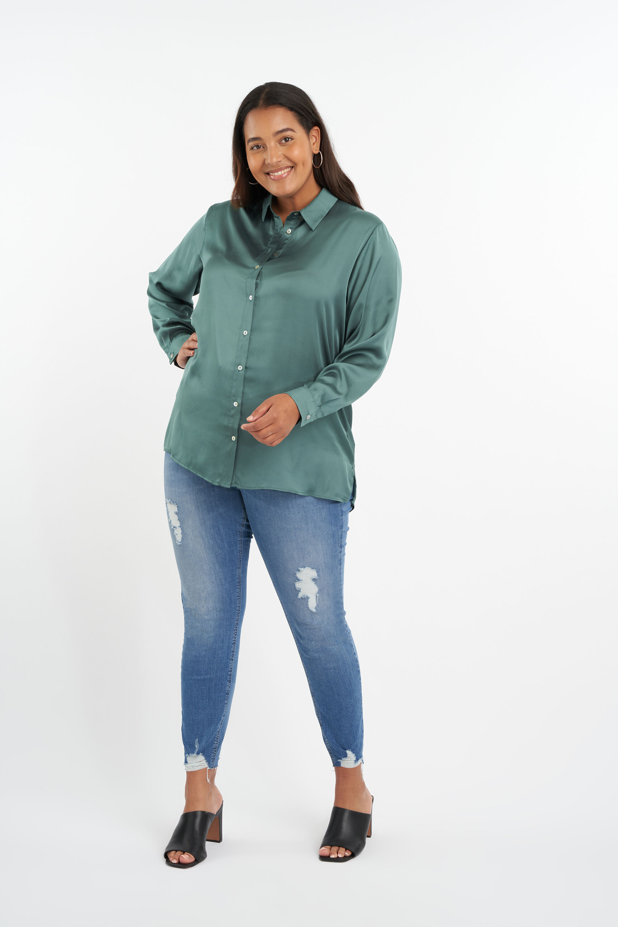 Chemisier en satin  image number 5