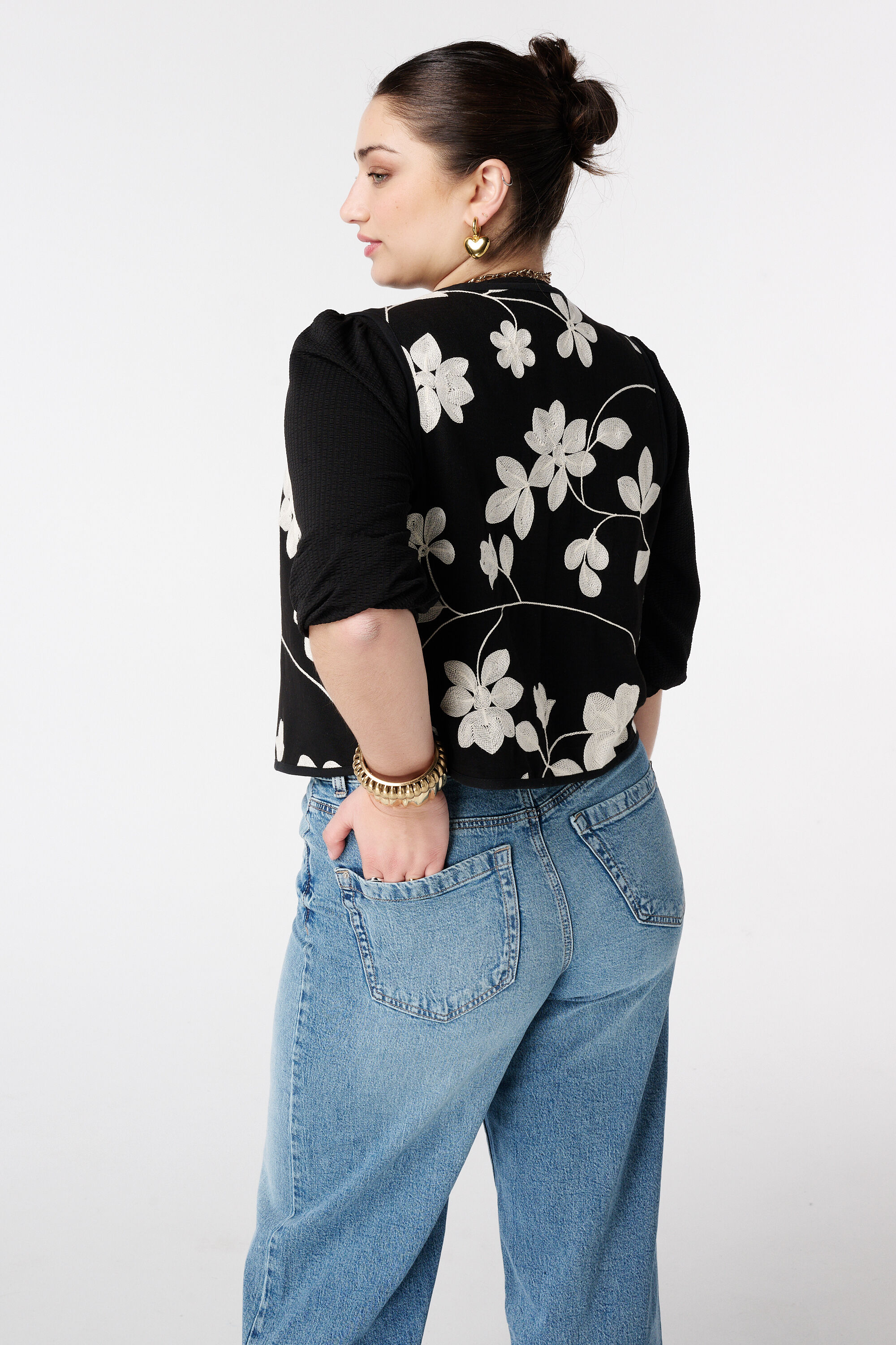 Gilet avec broderie image number 3