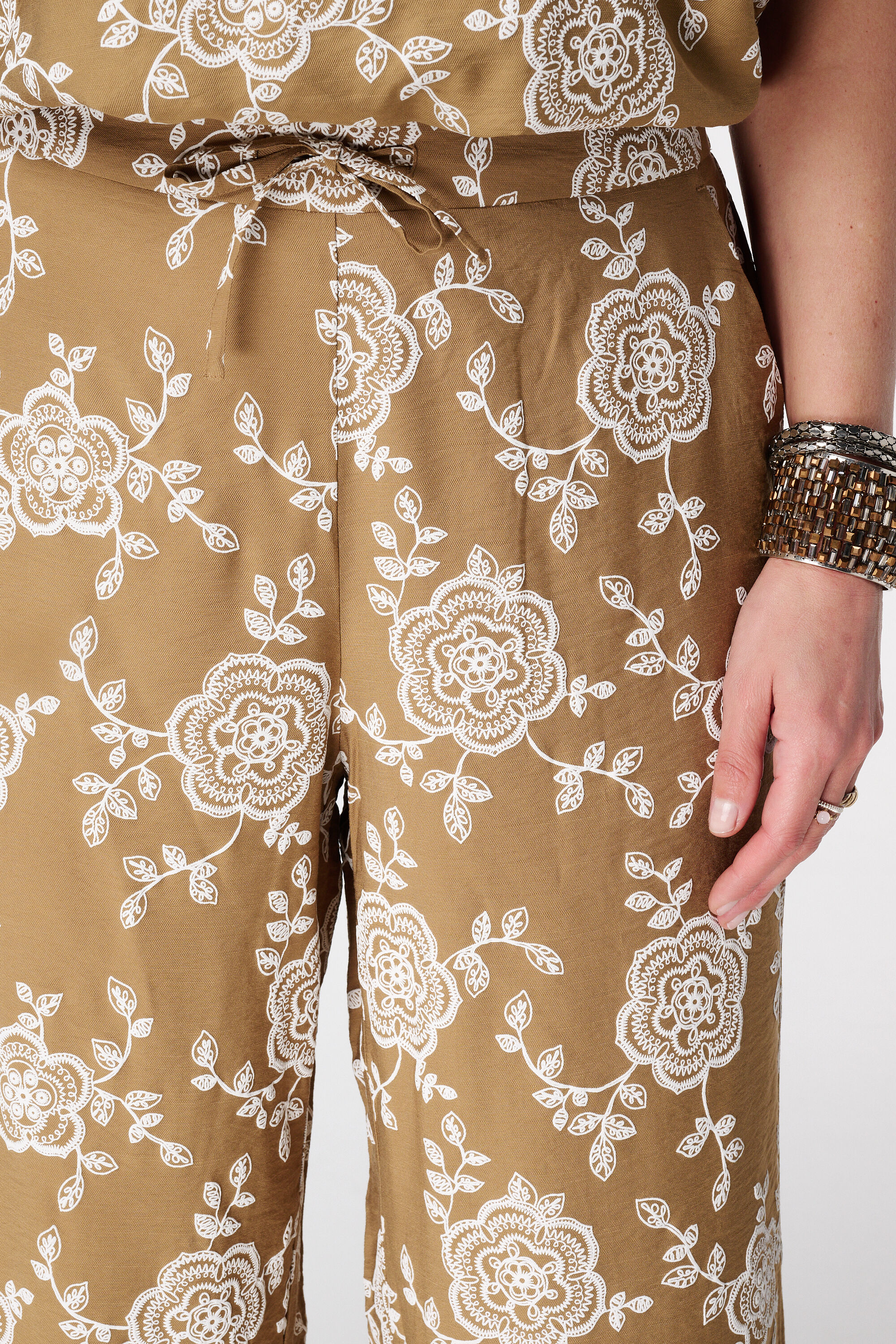 Pantalon wide leg avec imprim&eacute; image number 4