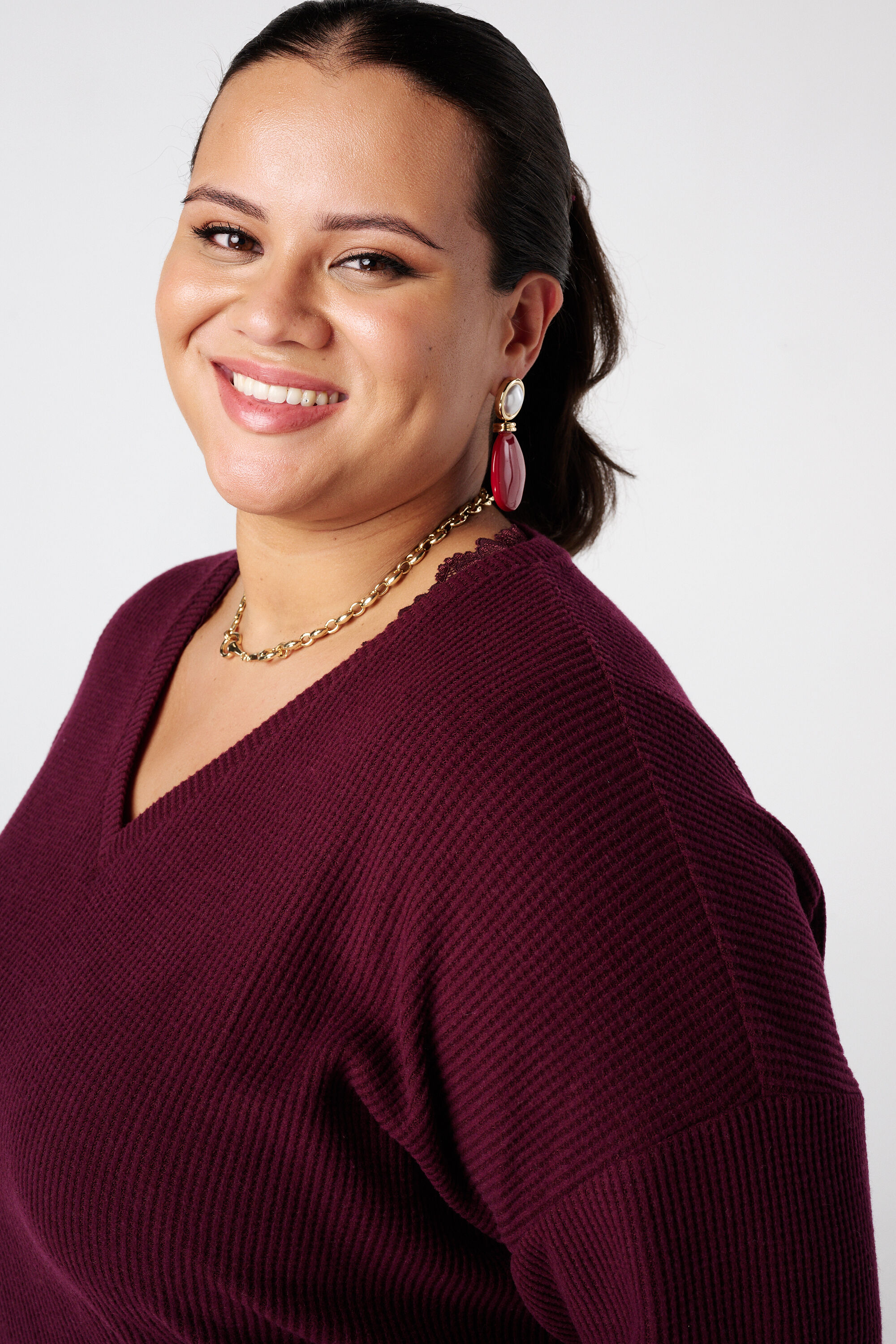 Pull finement tricot&eacute; image number 4