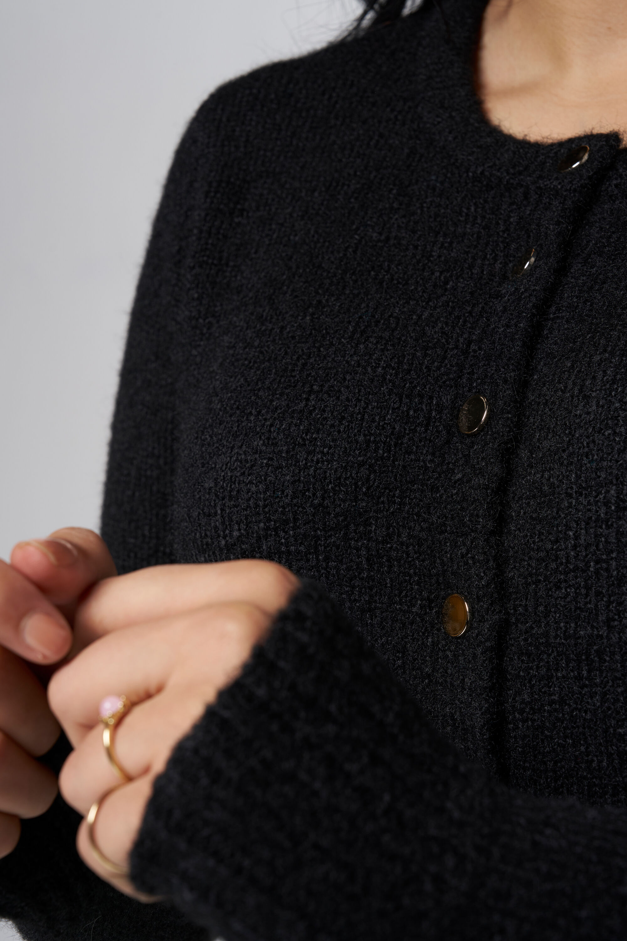 Gilet en maille &agrave; boutons image number 4