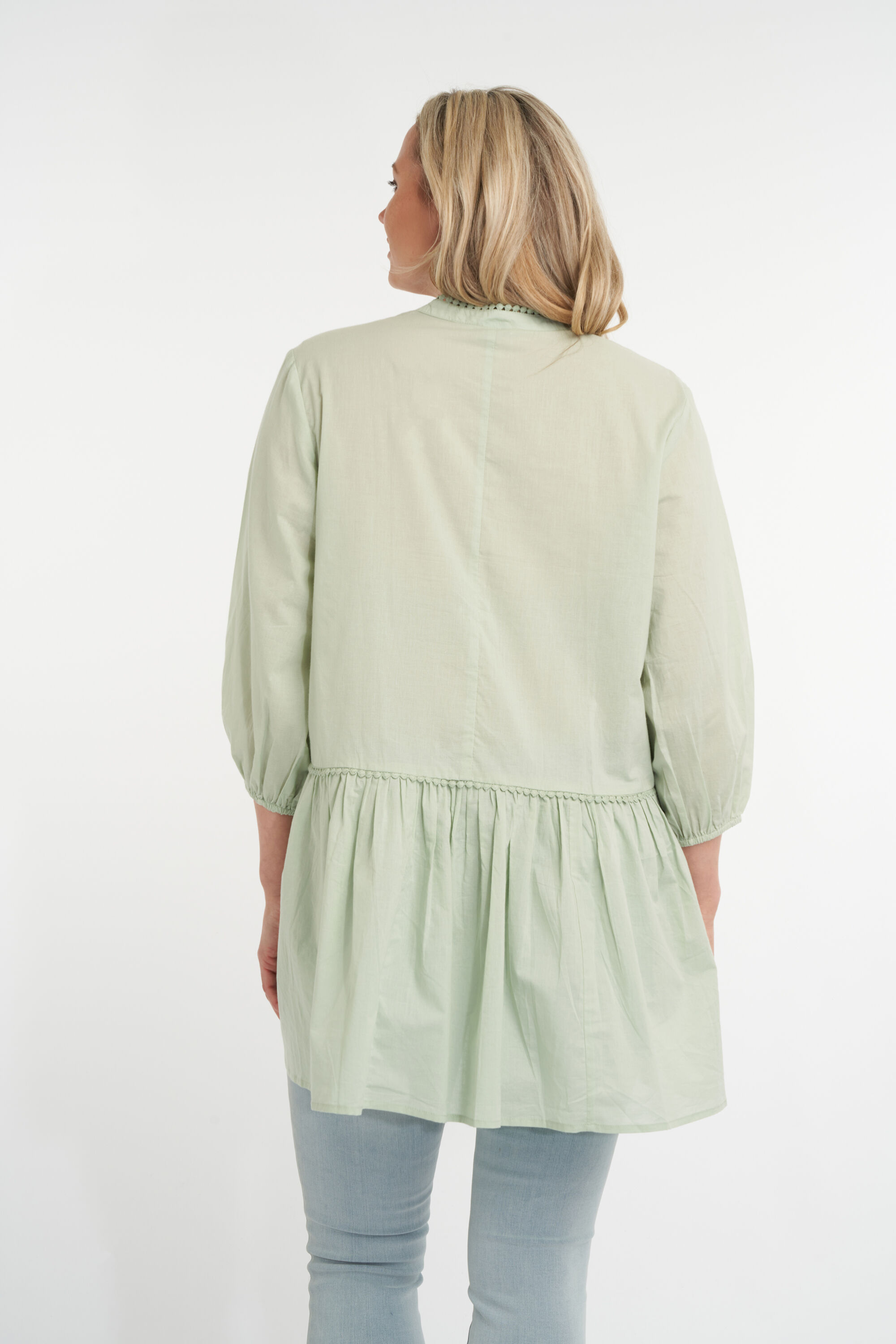 Chemisier &agrave; volants image number 3