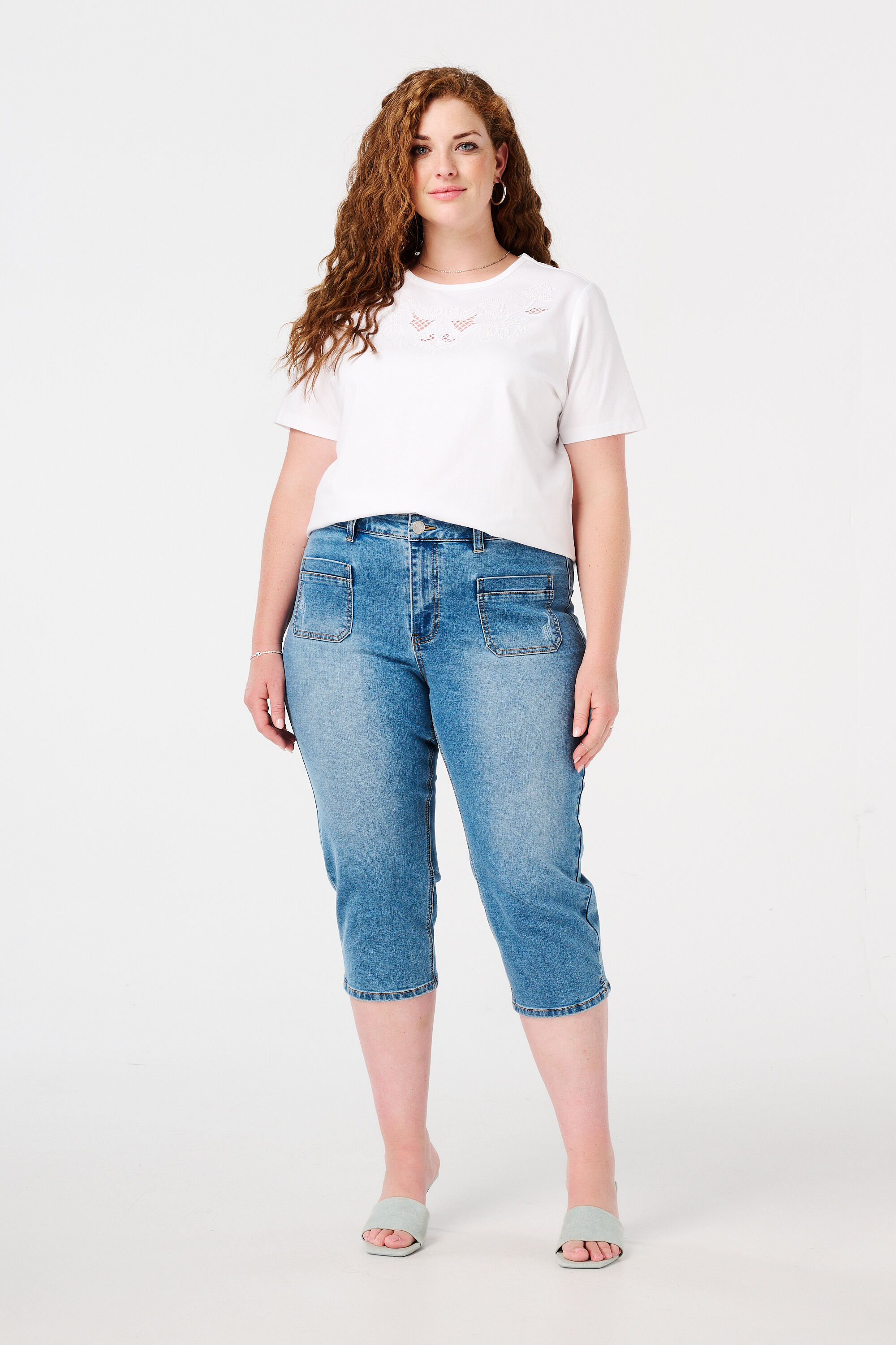  T-shirt avec broderie image number 5