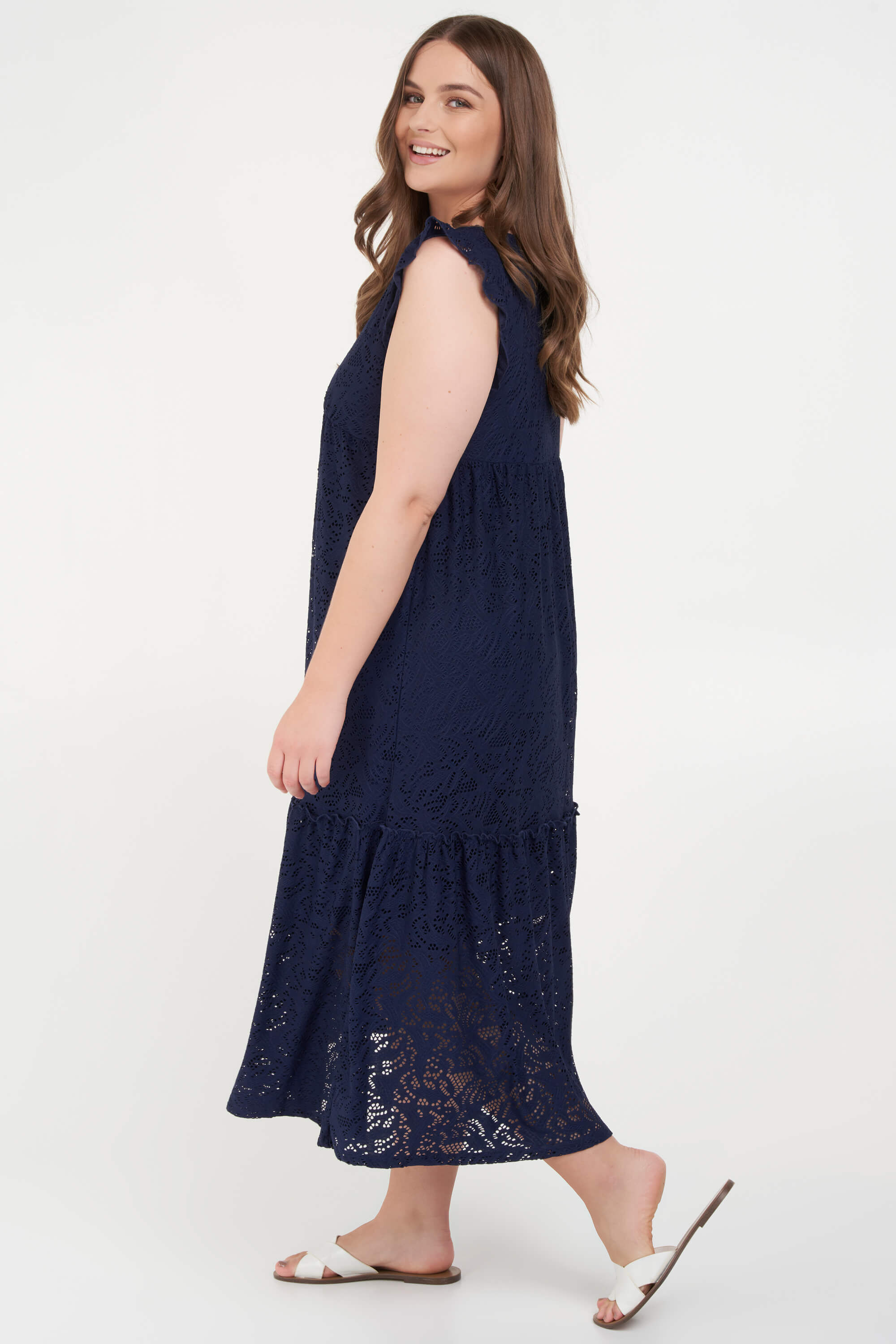 Robe en broderie anglaise image number 5