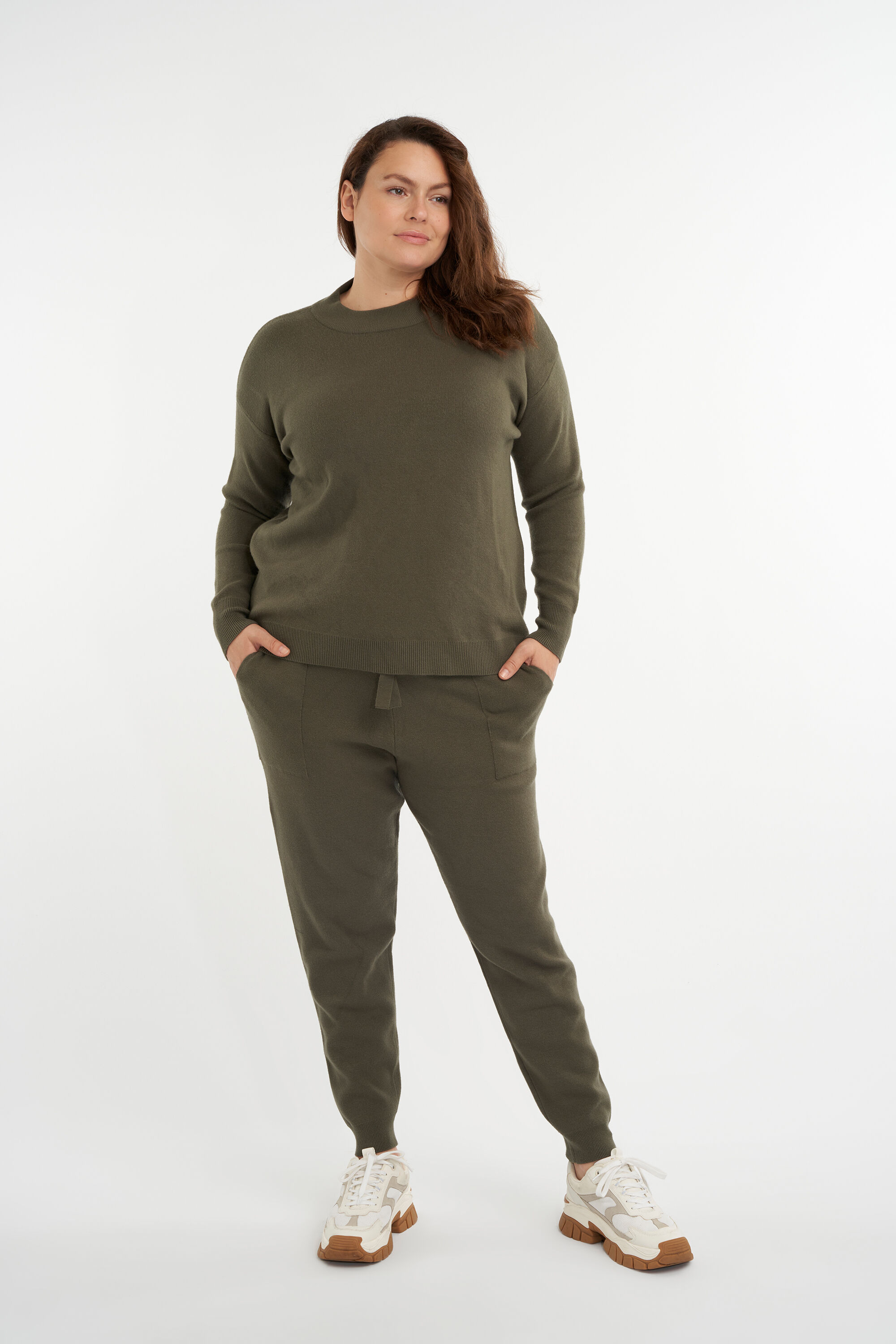 Pull en mailles fines image number 5