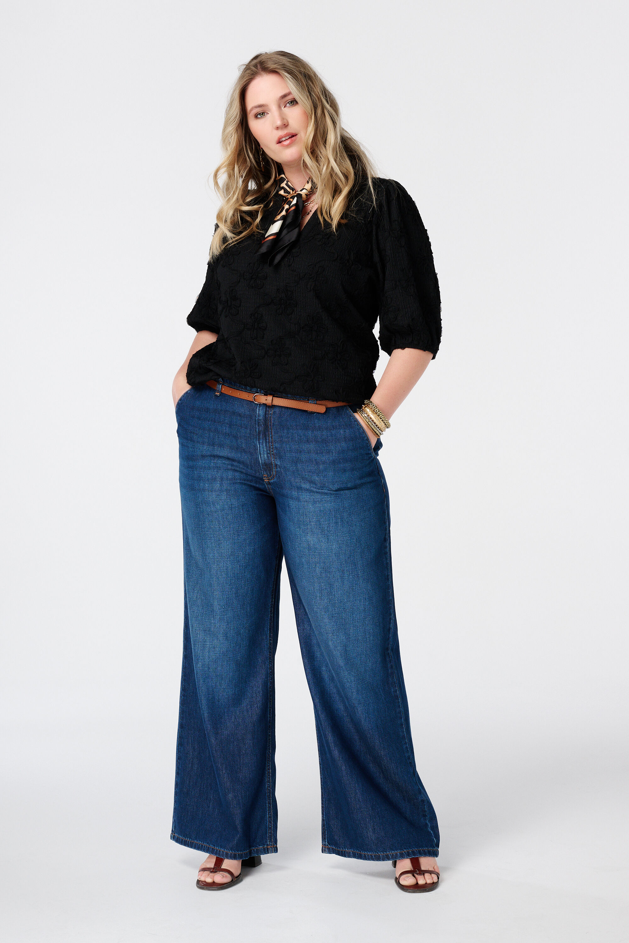Jean wide leg avec ceinture