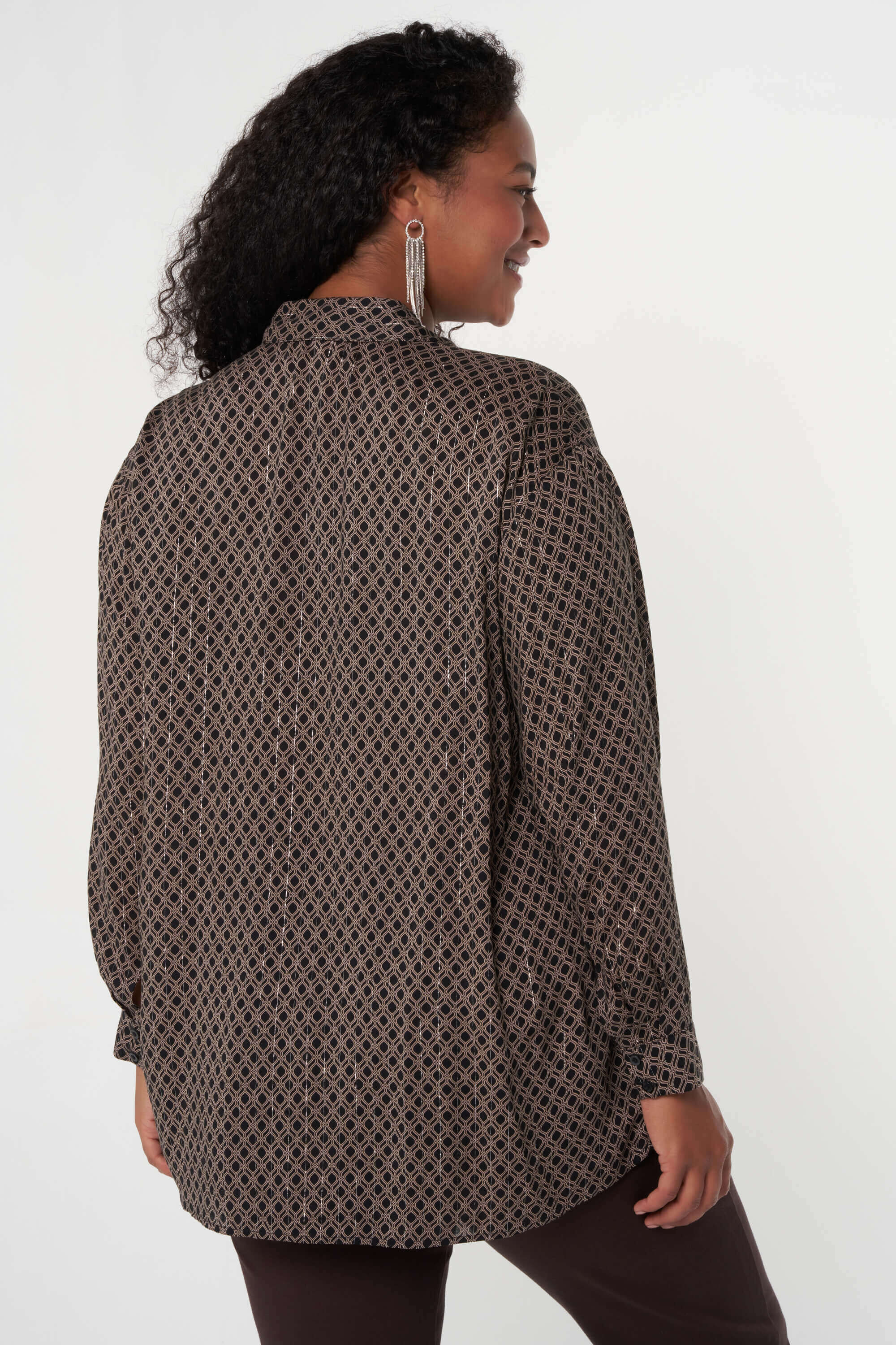 Chemise d&eacute;contract&eacute;e &agrave; imprim&eacute; image number 4