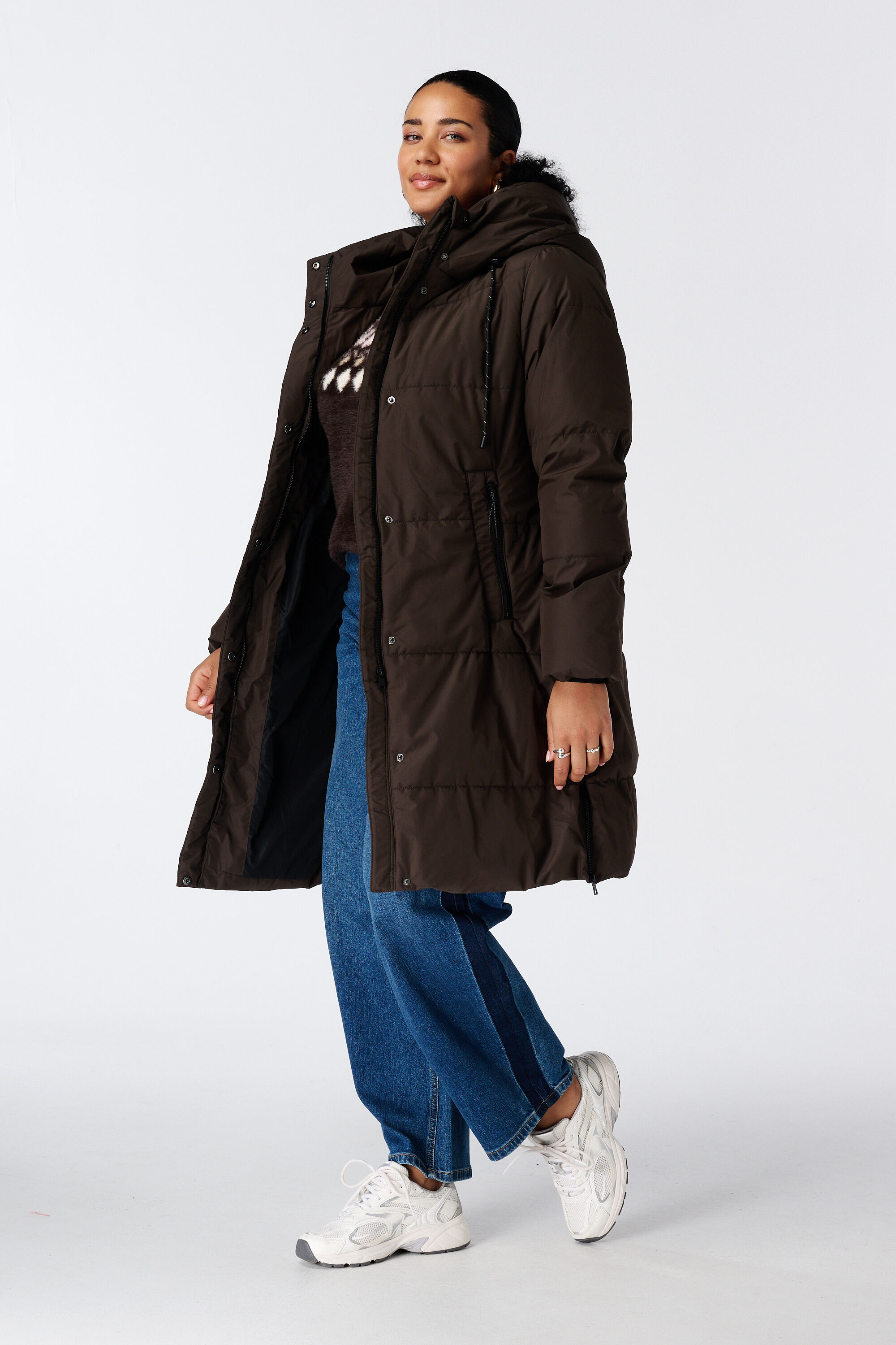 Manteau long matelass&eacute; avec capuche image number 5