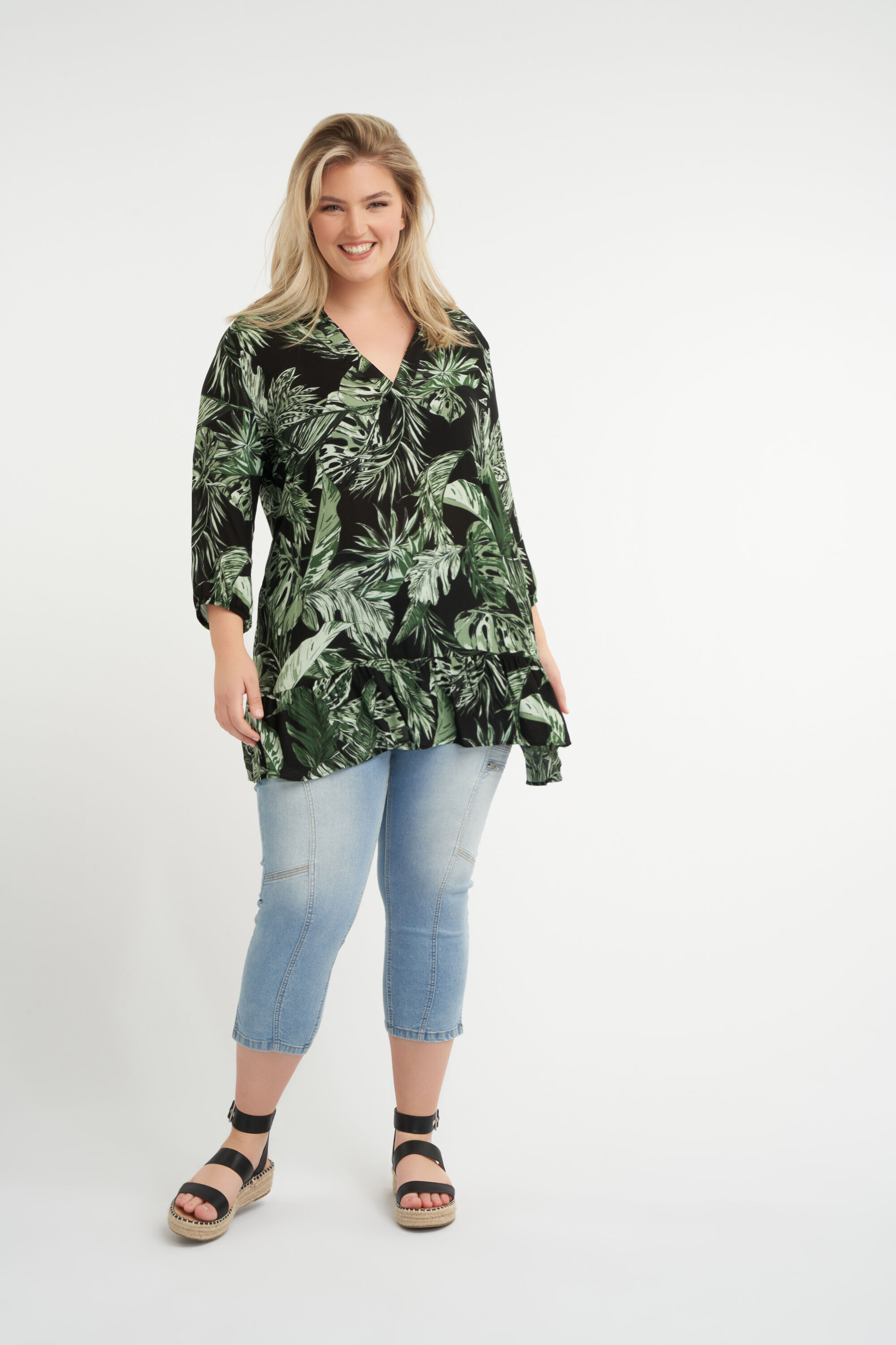 Chemisier &agrave; volants image number 5