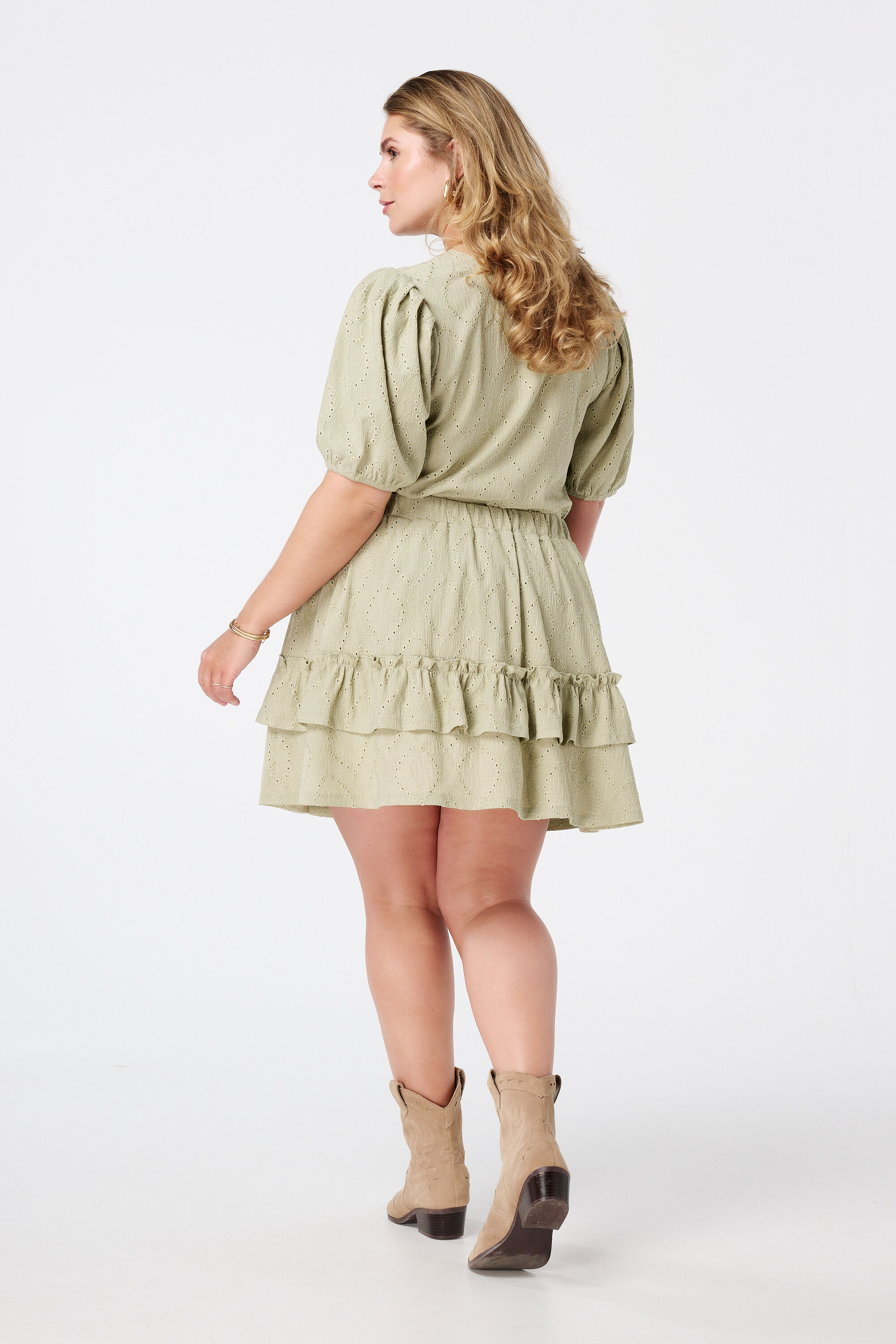 Jupe &agrave; effet brod&eacute; image number 1