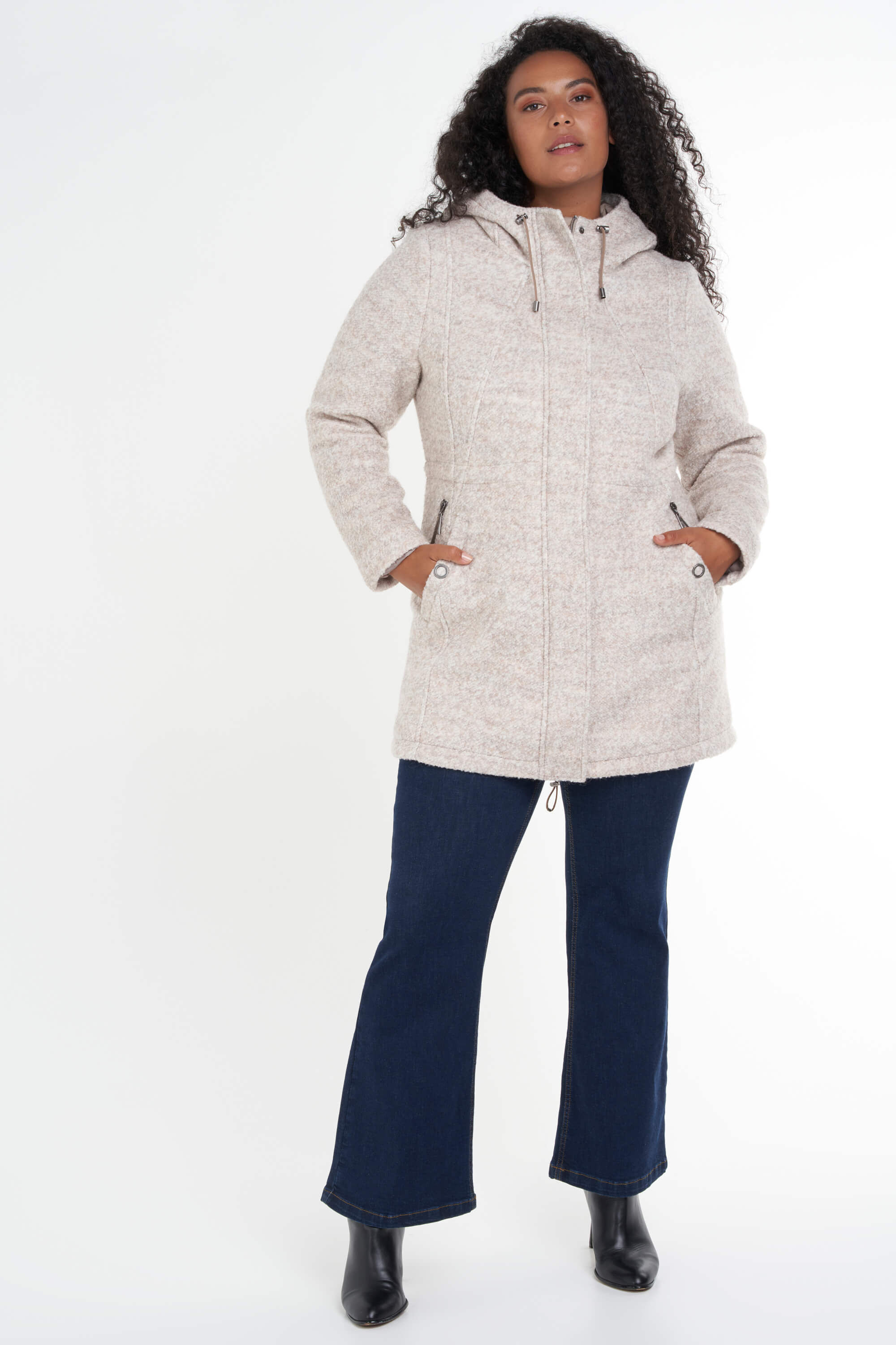 Veste &agrave; capuche image number 5