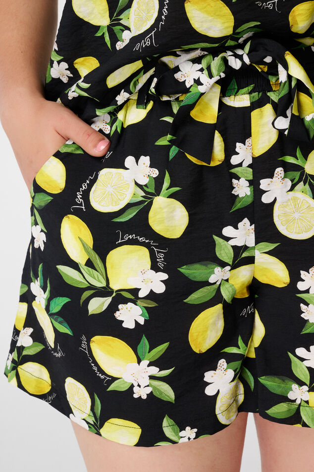 Short à imprimé citron et ceinture image number 4