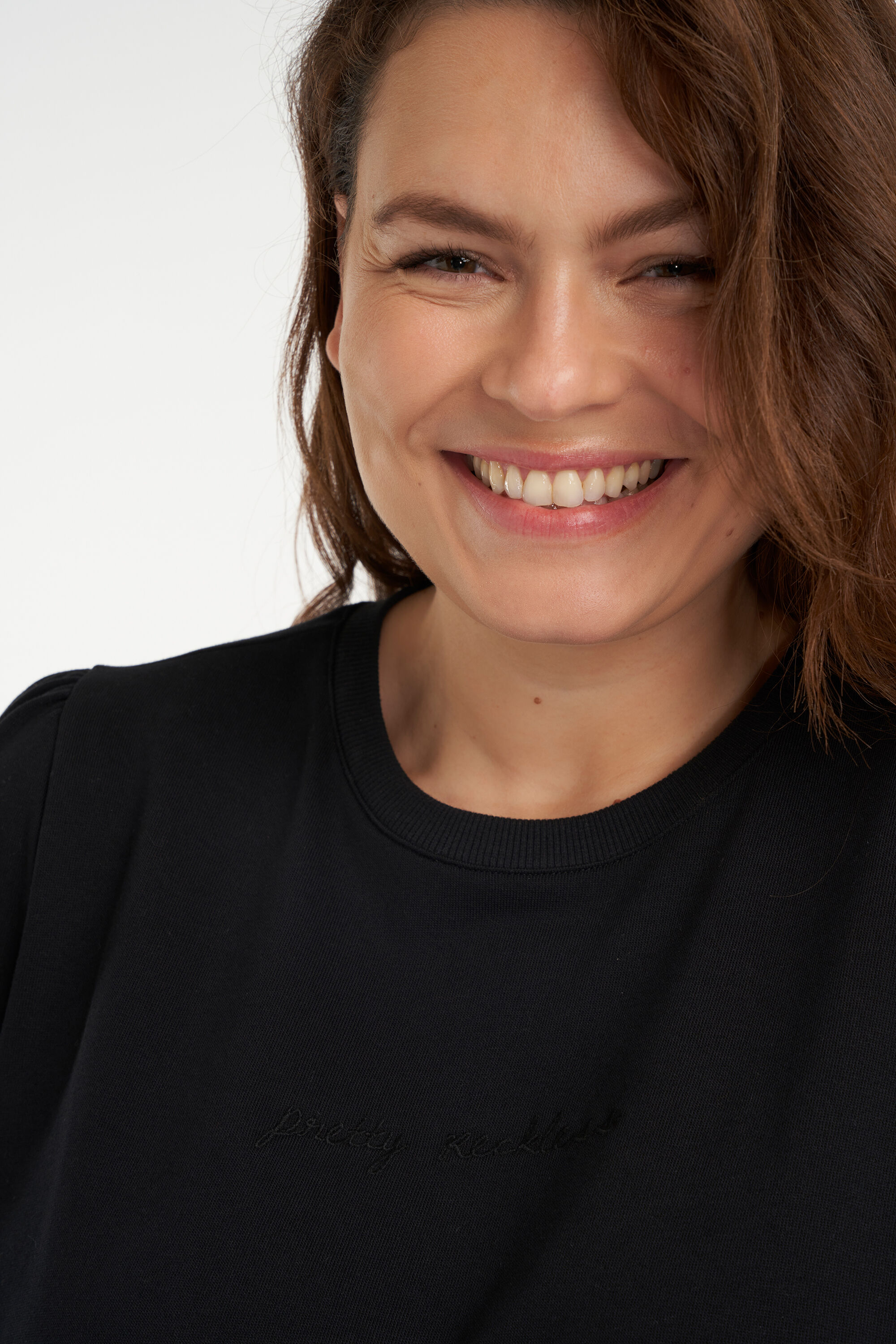 Robe pull &agrave; manches bouffantes  image number 6