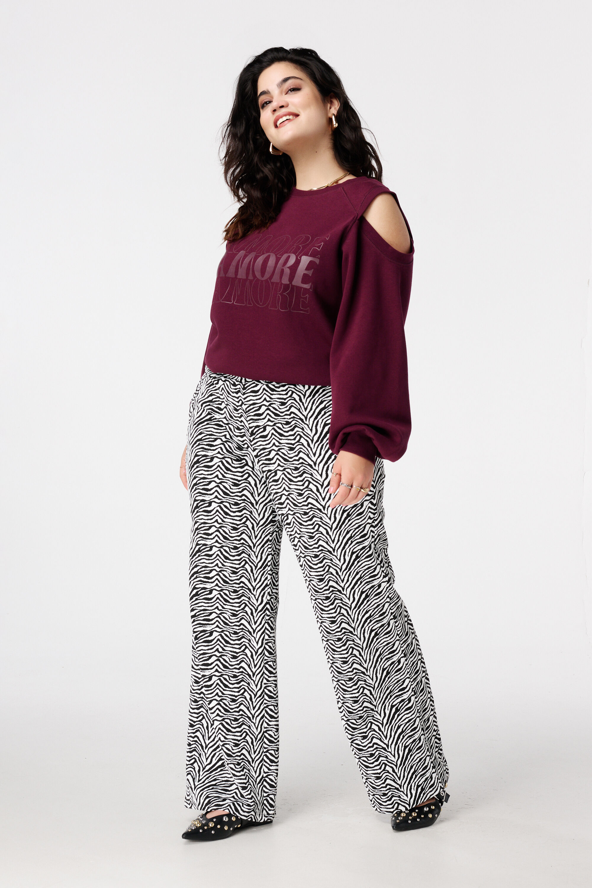 Pantalon large &agrave; imprim&eacute; z&egrave;bre image number 3