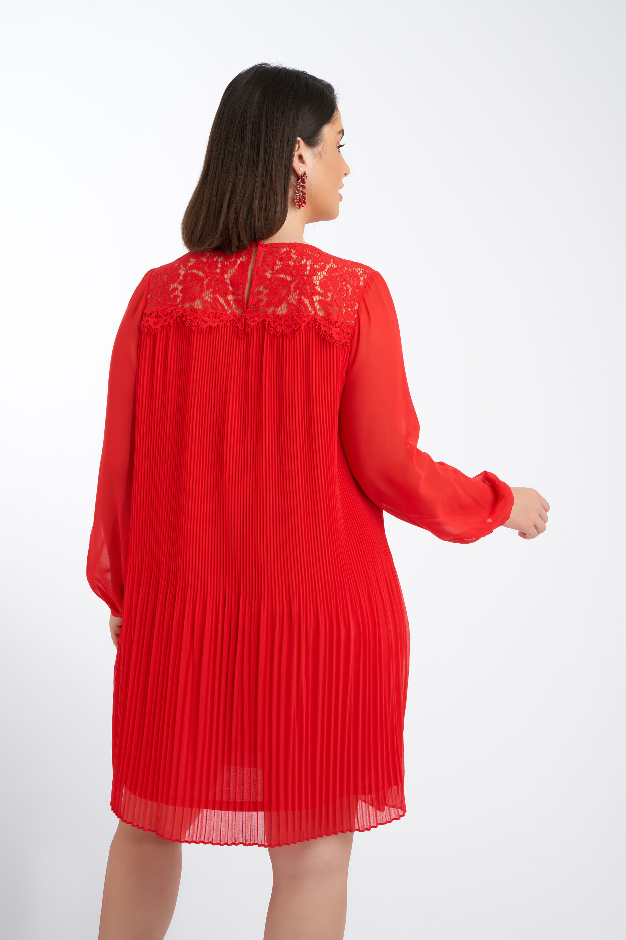 Robe pliss&eacute;e en dentelle image number 3