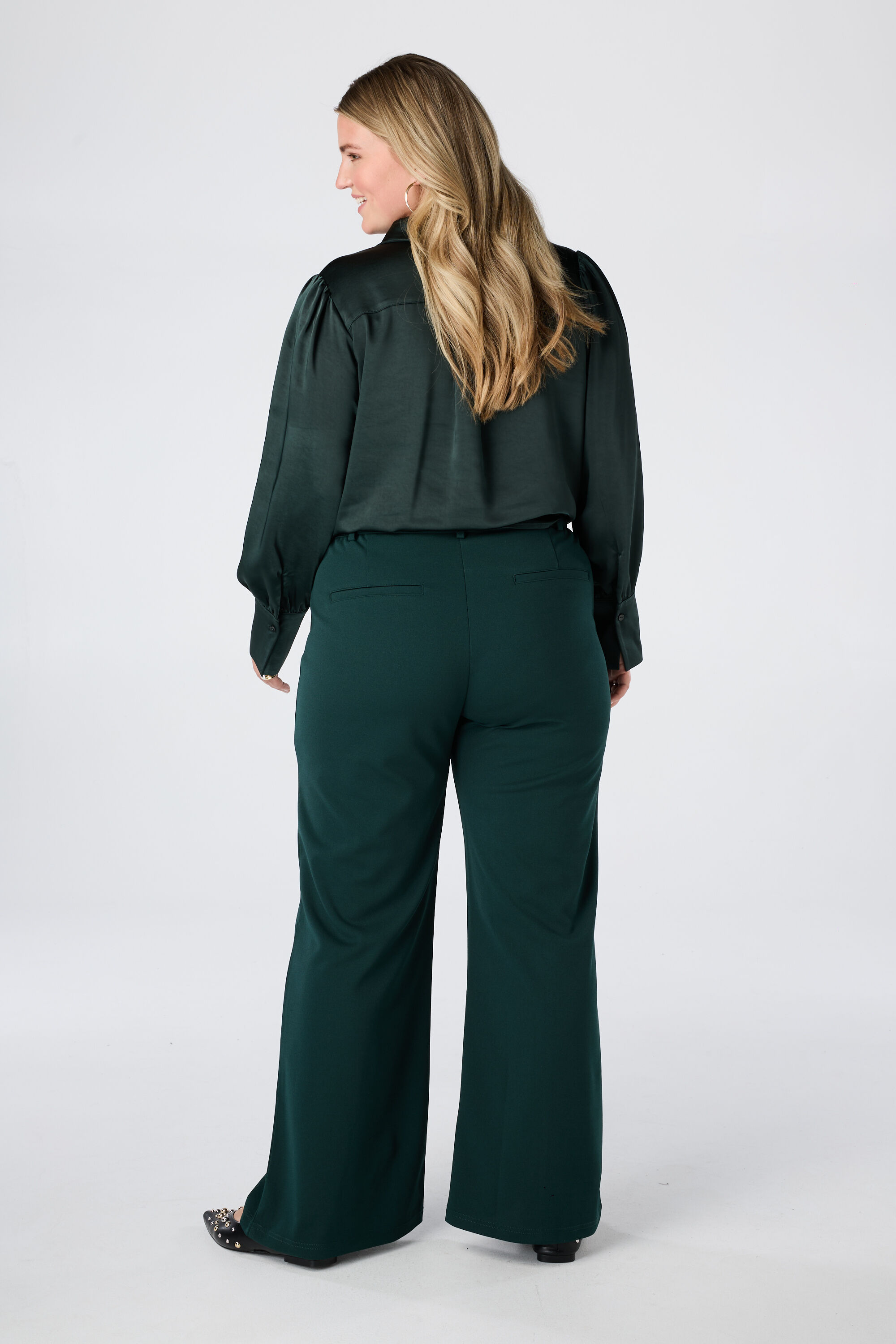 Pantalon droit avec ceinture image number 3