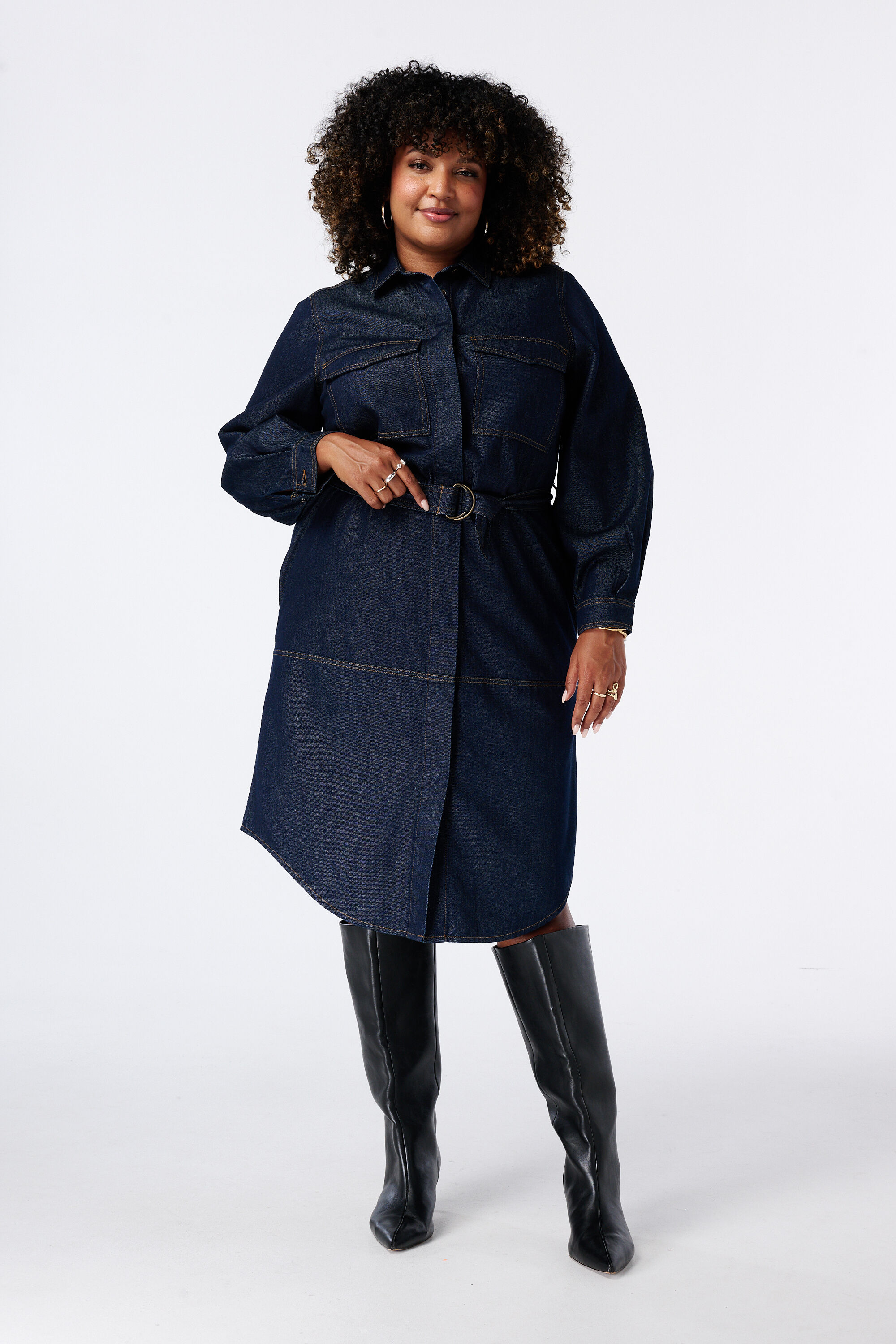 Robe en denim avec ceinture image number 5